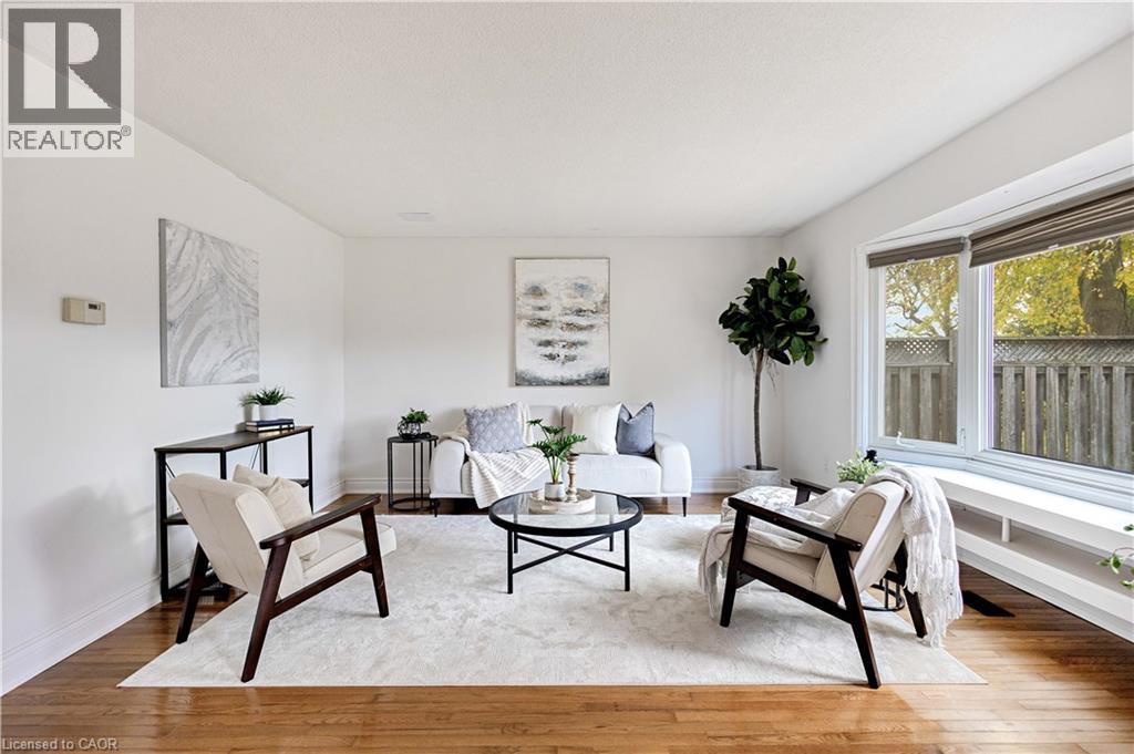 2250 Middlesmoor Crescent, Burlington, Ontario  L7P 3X6 - Photo 15 - 40768366