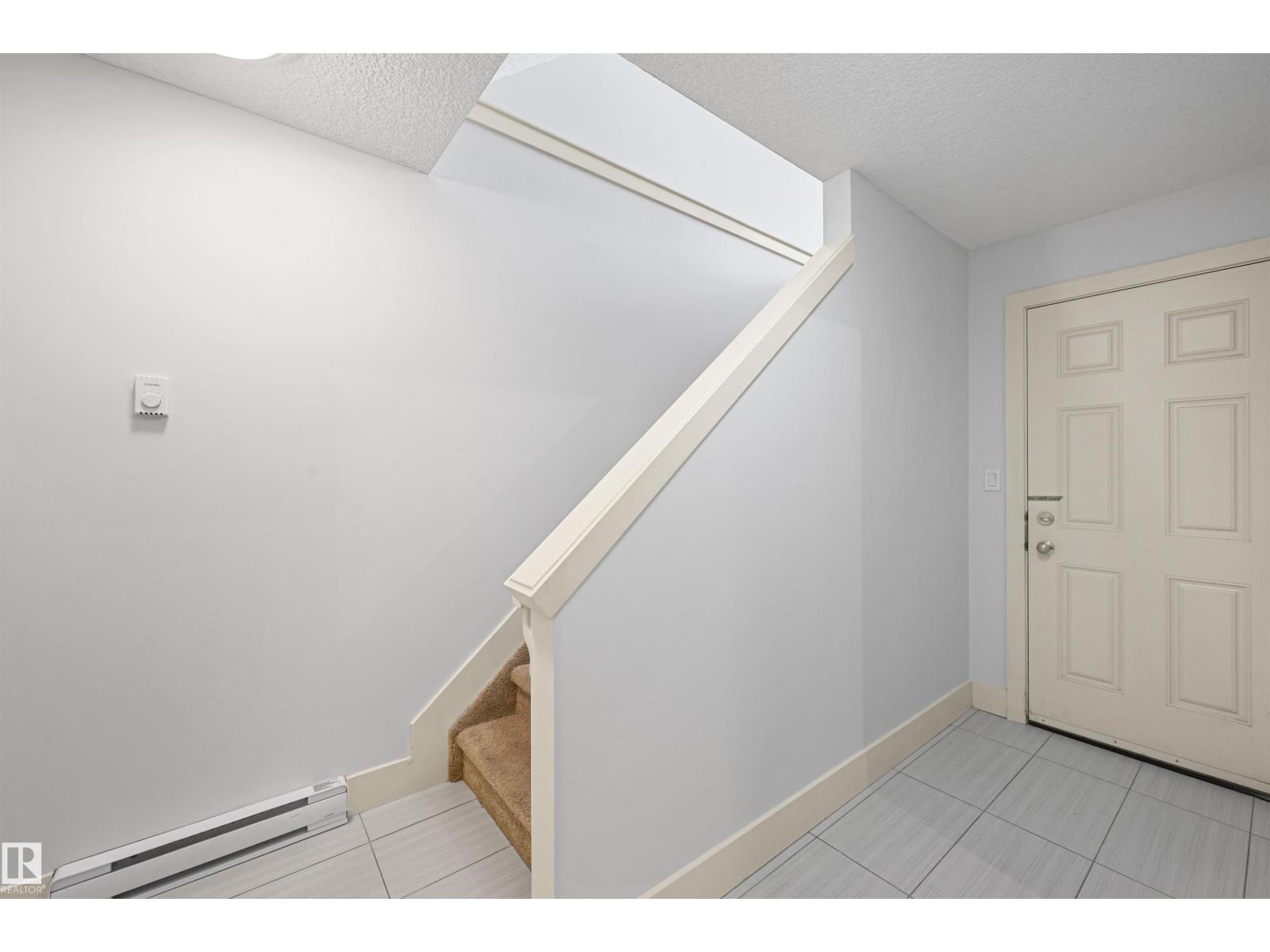 7506 May Cm Nw, Edmonton, Alberta  T6R 0G9 - Photo 32 - E4466146