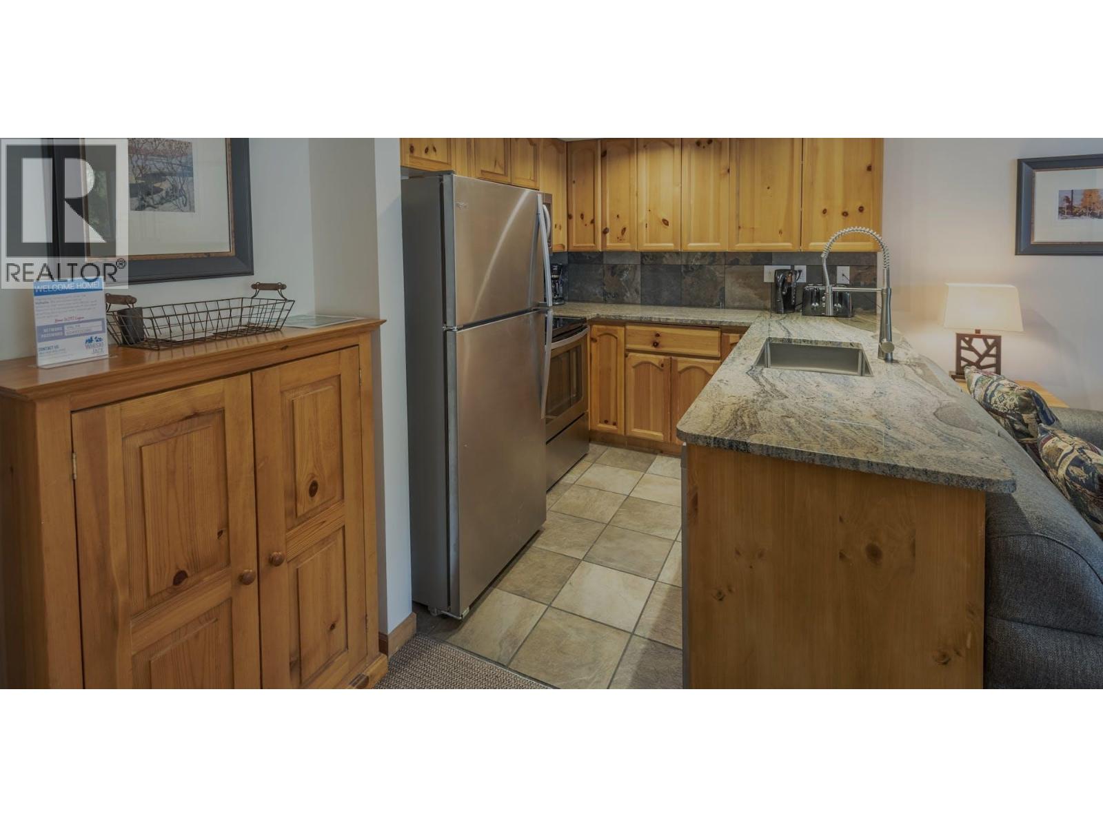 19 4375 Northlands (Week4) Boulevard, Whistler, British Columbia  V8E 1C3 - Photo 2 - R3068699