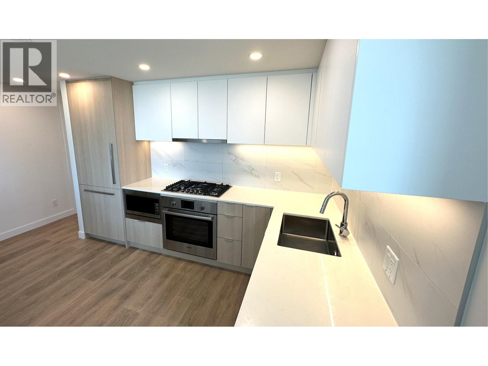 1204 318 Alderson Avenue, Coquitlam, British Columbia  V3K 0J1 - Photo 3 - R3068742