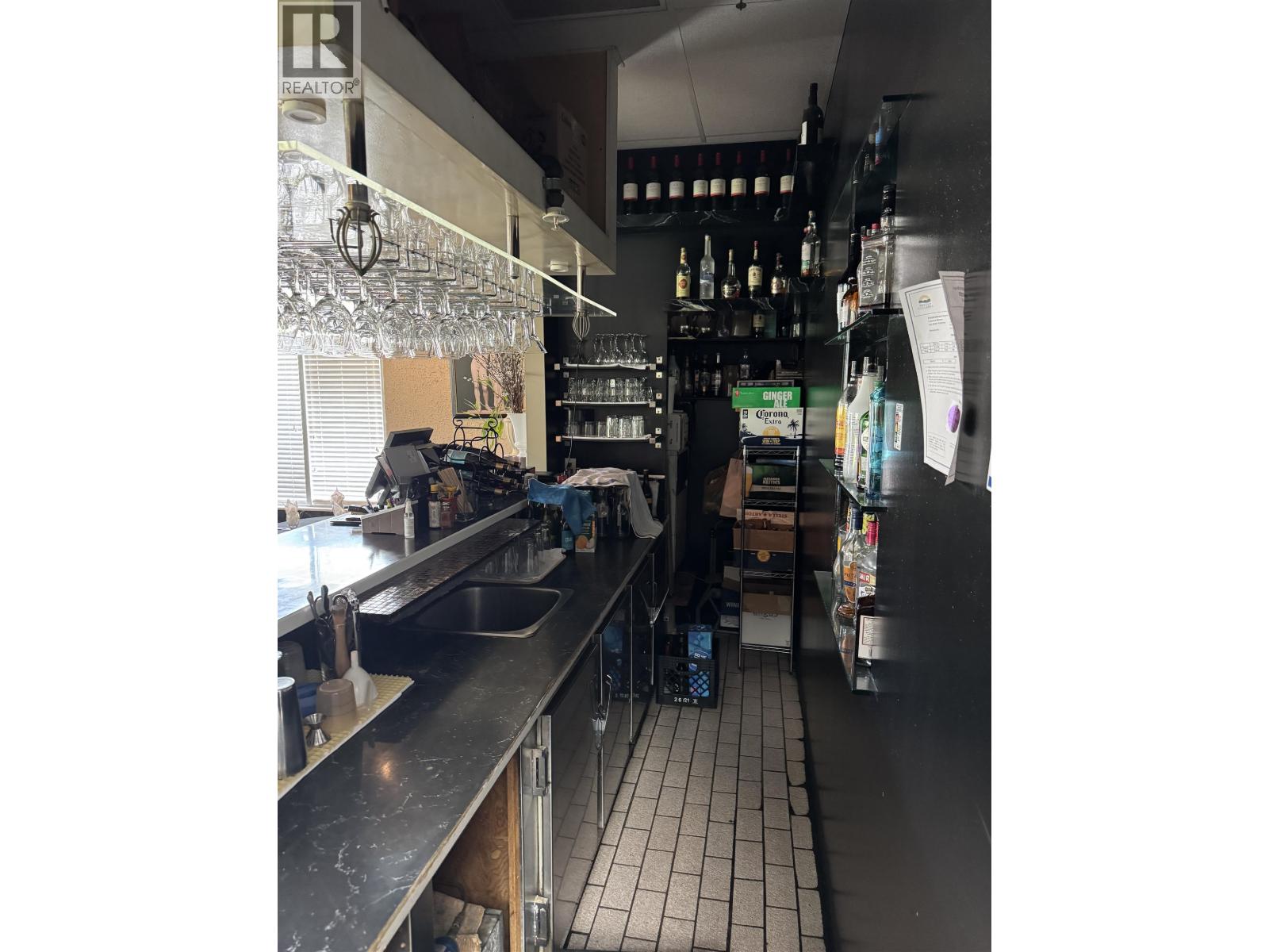 1000 Confidential Avenue, Port Coquitlam, British Columbia  V0V 0V0 - Photo 4 - C8073936