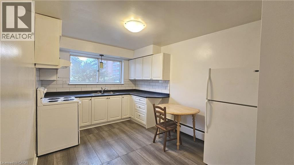 357 Connaught Street Unit# 3, Kitchener, Ontario N2C 1B9 - Photo 4 - 40786484