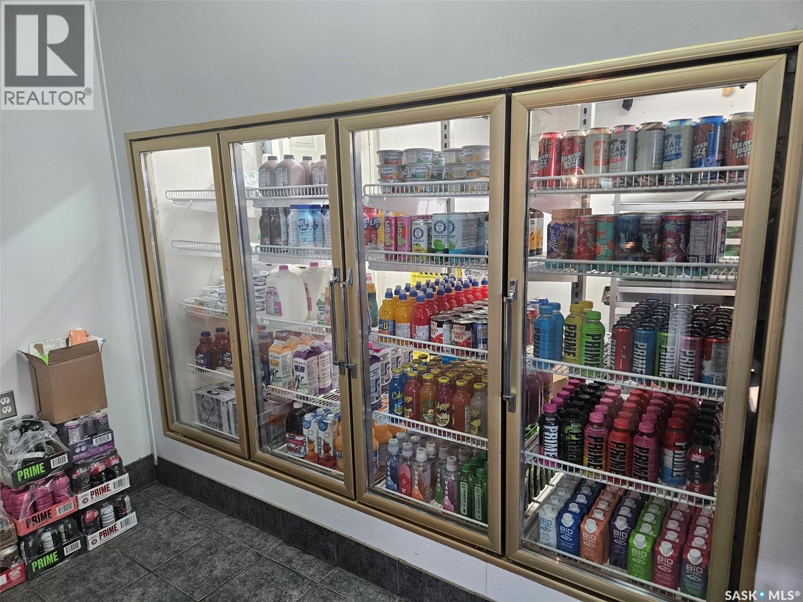 512 & 602 Railway Avenue, Oxbow, Saskatchewan  S0C 2B0 - Photo 13 - SK024366