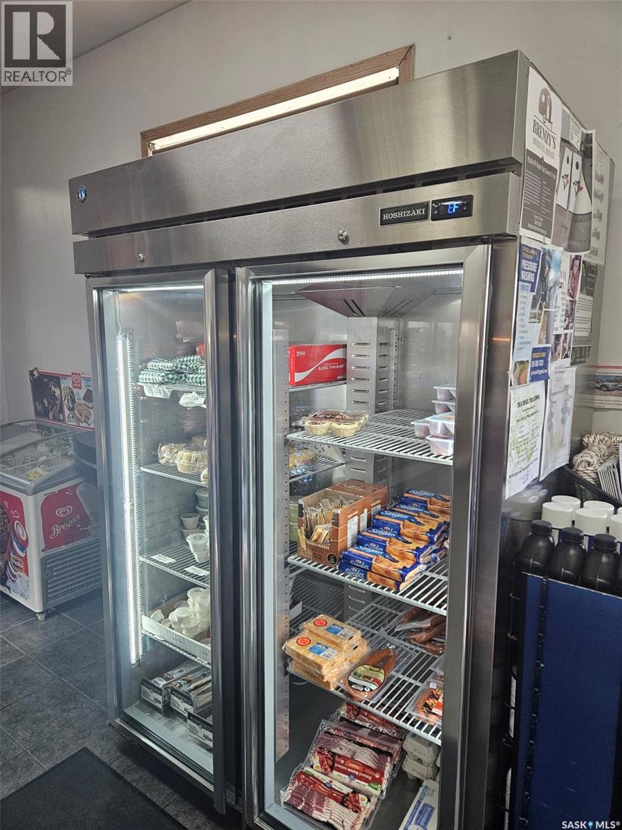 512 & 602 Railway Avenue, Oxbow, Saskatchewan  S0C 2B0 - Photo 15 - SK024366