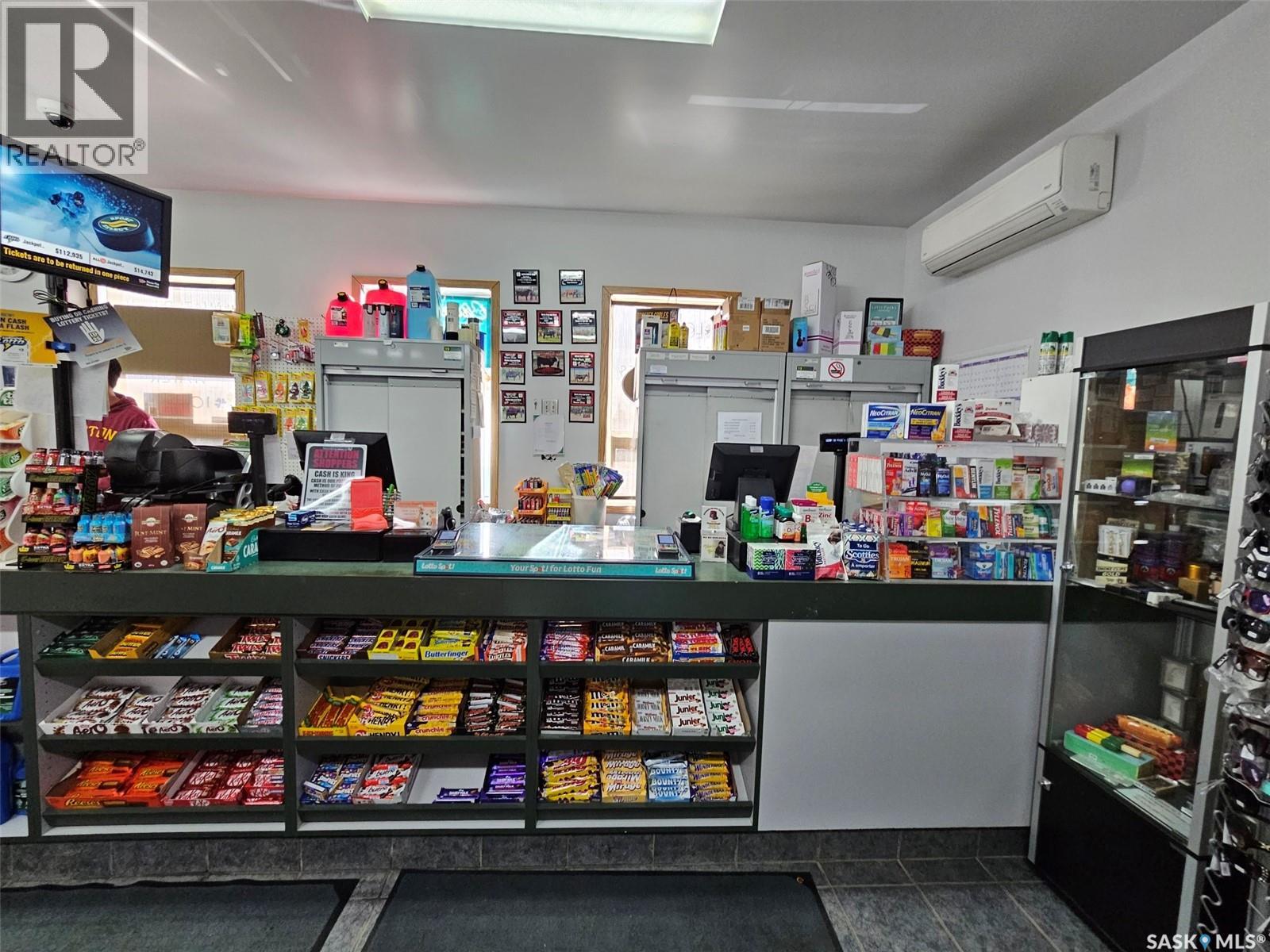 512 & 602 Railway Avenue, Oxbow, Saskatchewan  S0C 2B0 - Photo 17 - SK024366