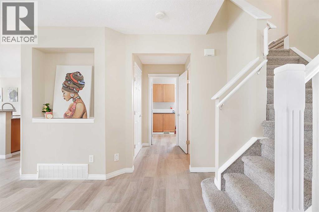 130 Morningside Point Sw, Airdrie, Alberta  T4B 3M3 - Photo 4 - A2269507