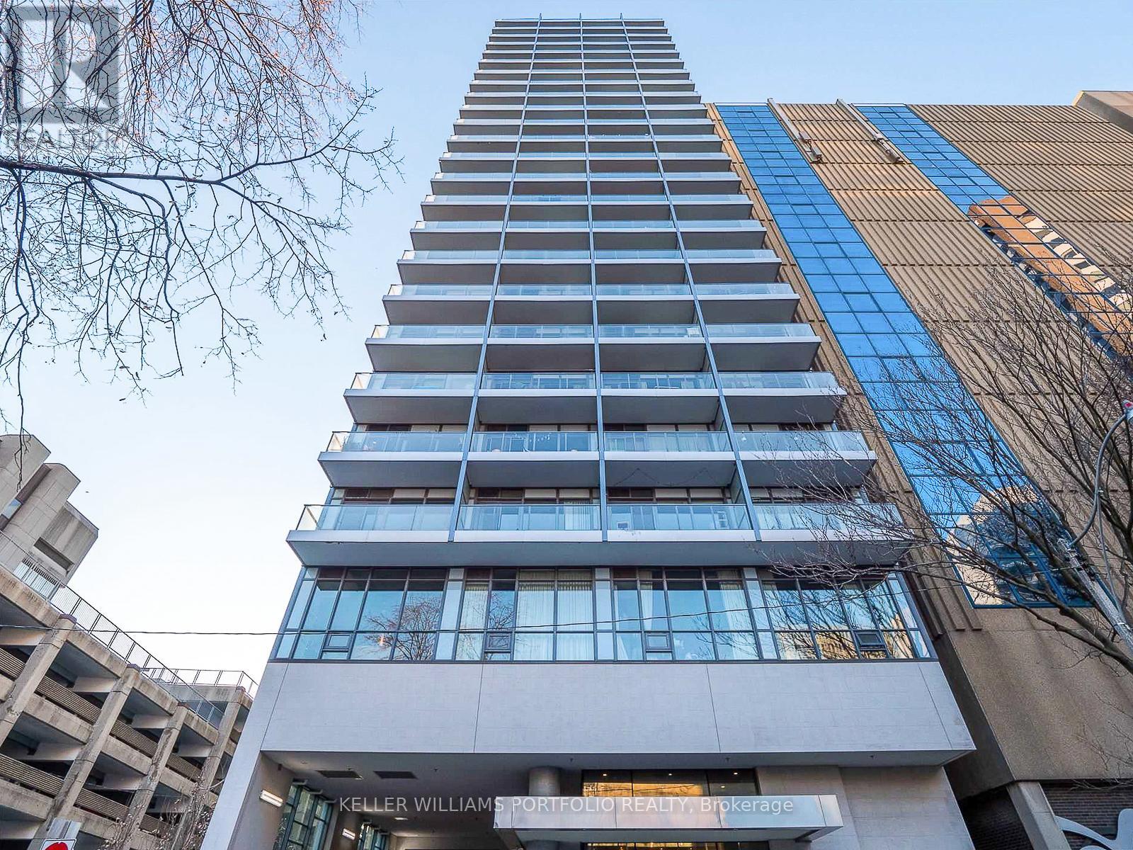 708 - 210 SIMCOE STREET, Toronto, Ontario