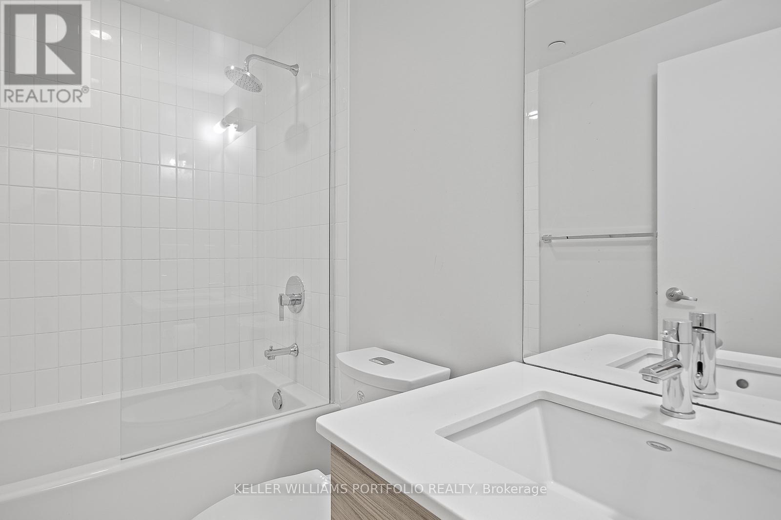 708 - 210 Simcoe Street, Toronto, Ontario  M5T 0A9 - Photo 14 - C12559964