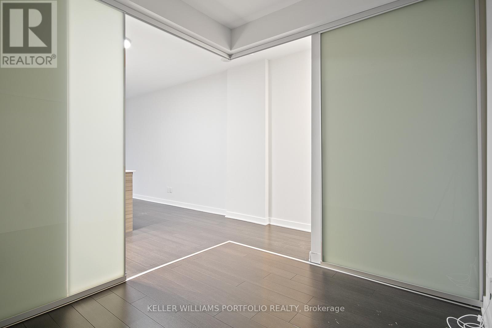 708 - 210 Simcoe Street, Toronto, Ontario  M5T 0A9 - Photo 17 - C12559964