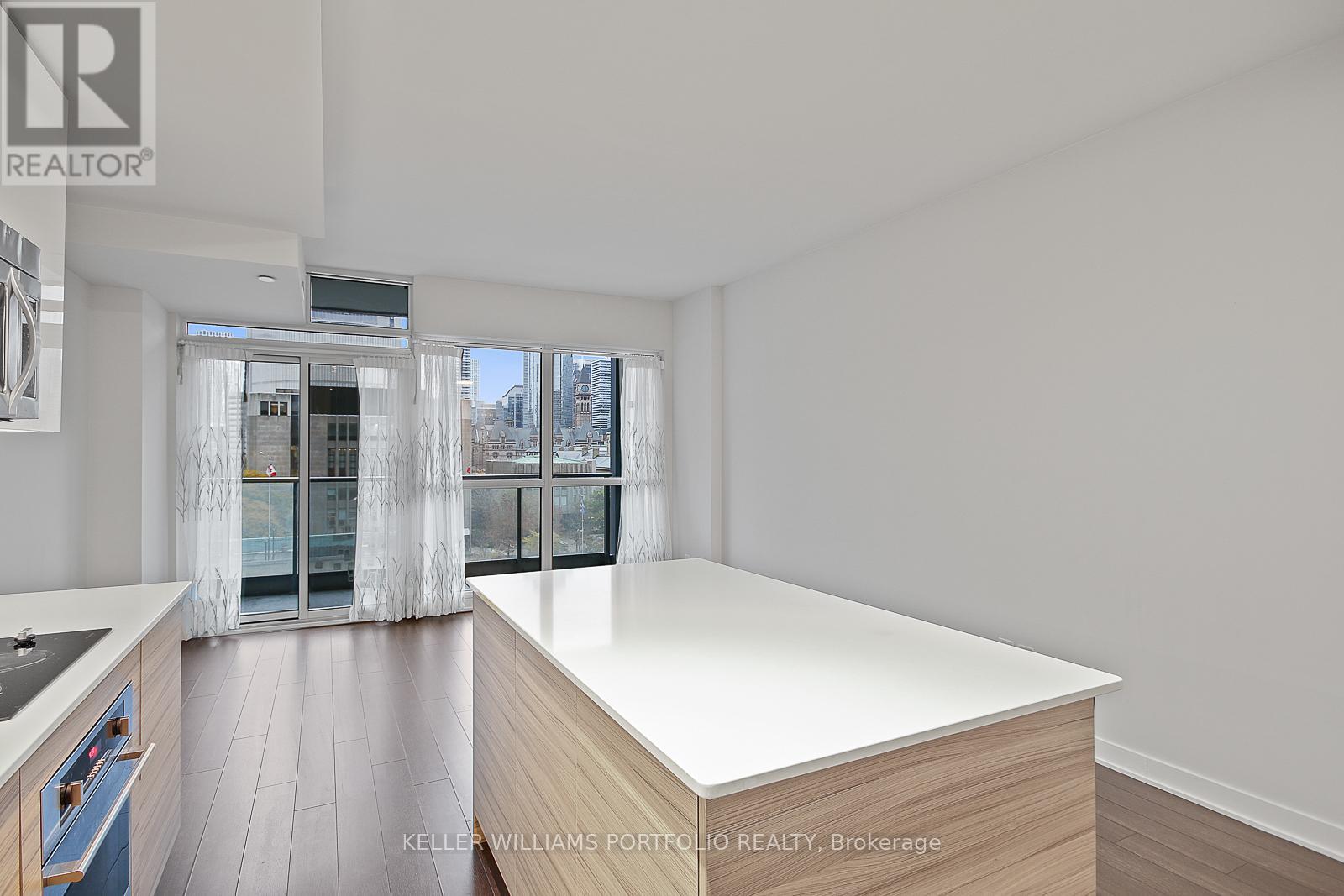 708 - 210 Simcoe Street, Toronto, Ontario  M5T 0A9 - Photo 22 - C12559964