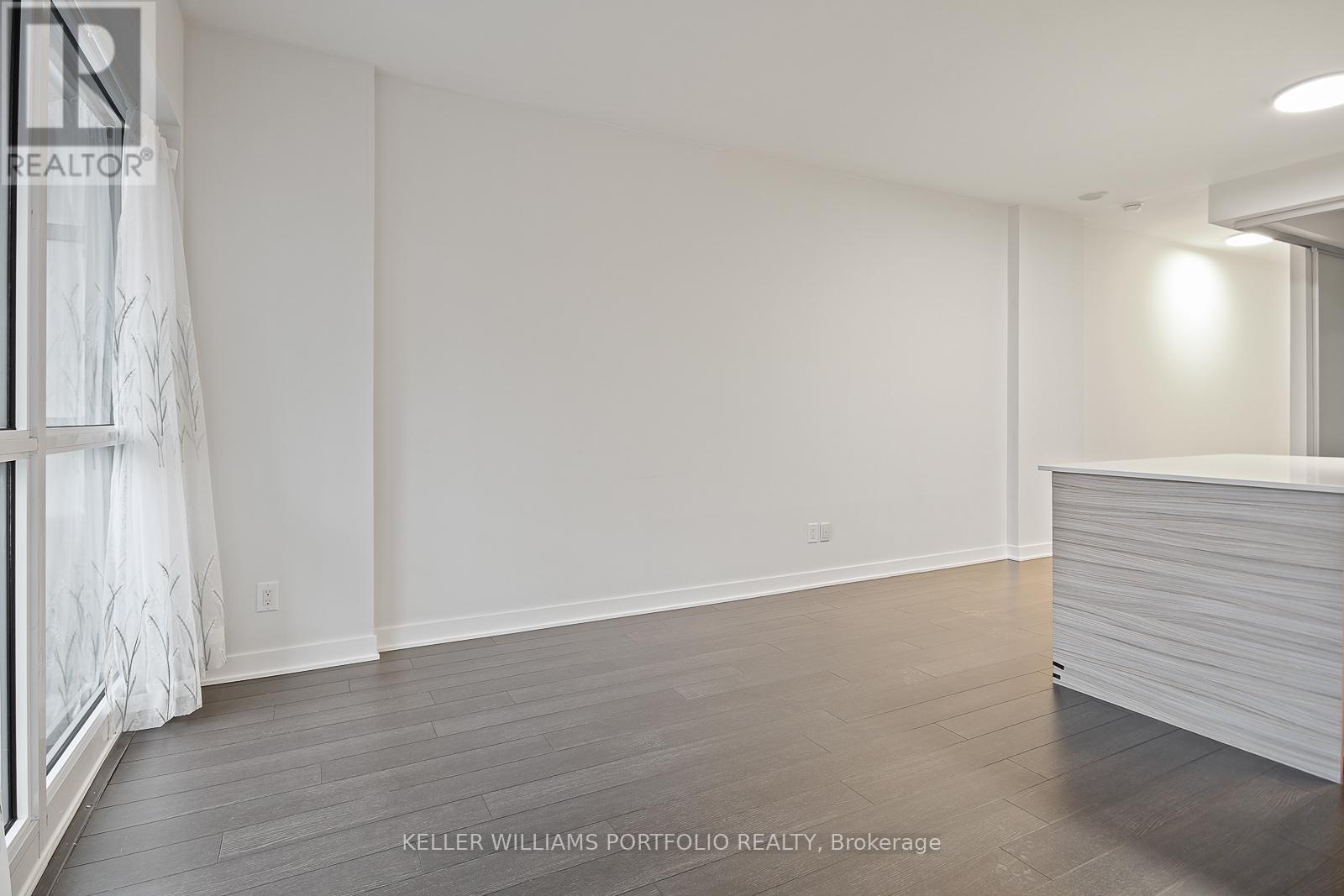 708 - 210 Simcoe Street, Toronto, Ontario  M5T 0A9 - Photo 28 - C12559964