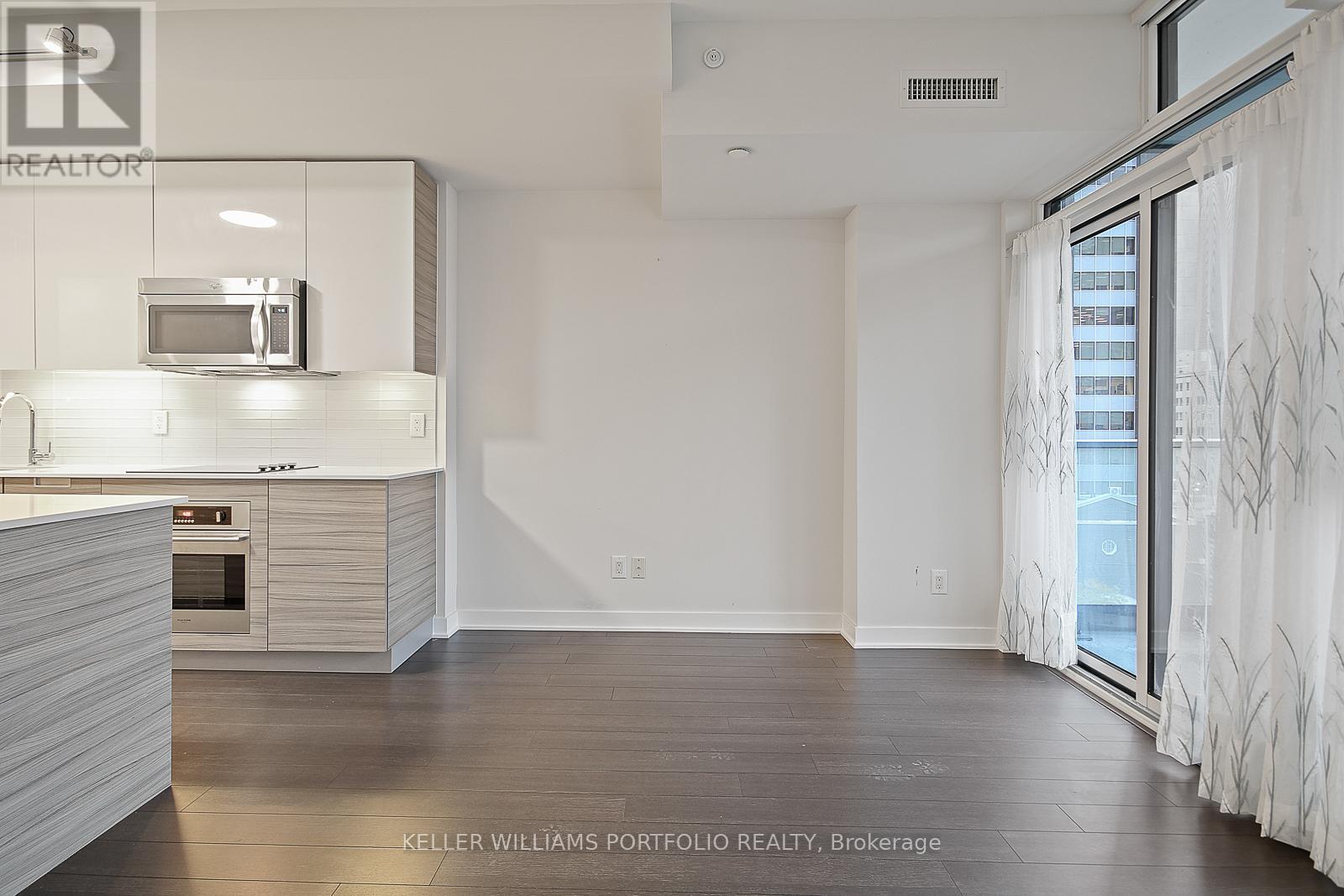 708 - 210 Simcoe Street, Toronto, Ontario  M5T 0A9 - Photo 30 - C12559964