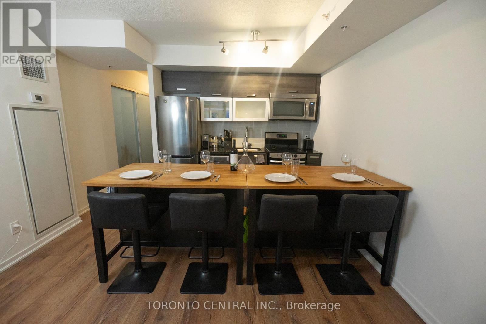 522 - 68 Abell Street, Toronto, Ontario  M6J 0A2 - Photo 7 - C12560052