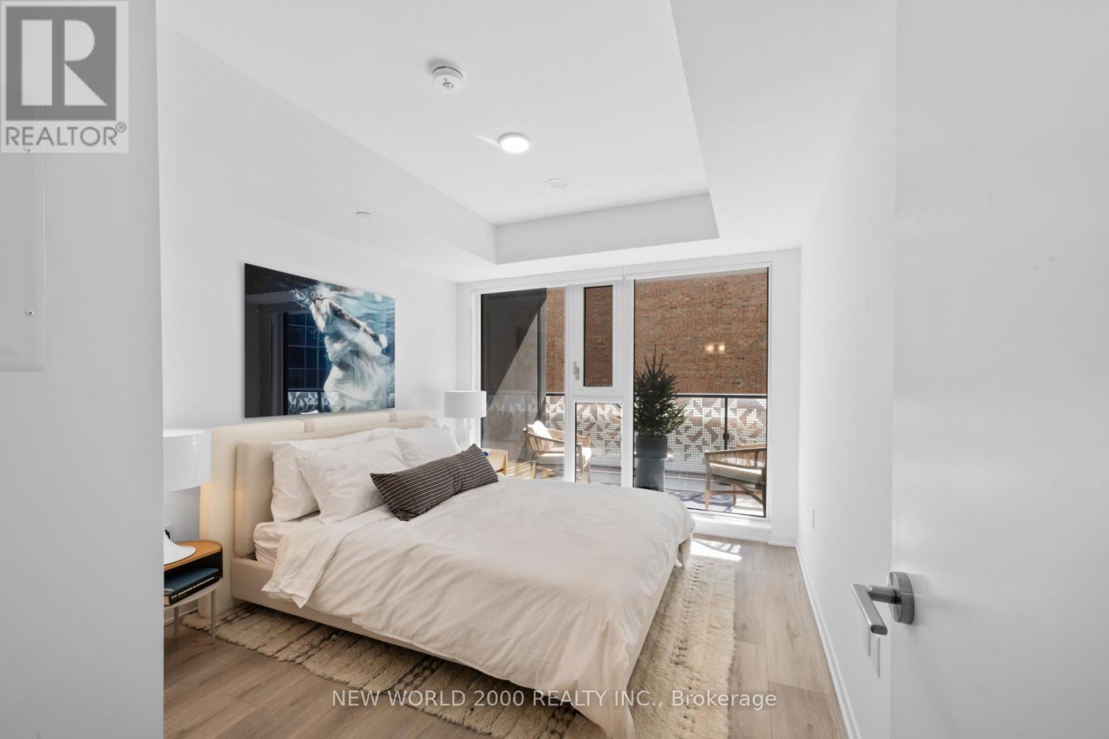 412 - 101 Roehampton Avenue, Toronto, Ontario  M4P 2W2 - Photo 5 - C12560066