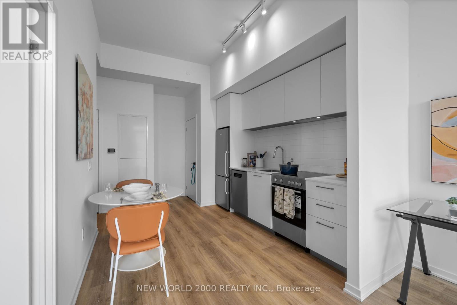 3408 - 101 Roehampton Avenue, Toronto, Ontario  M4P 2W2 - Photo 4 - C12560072