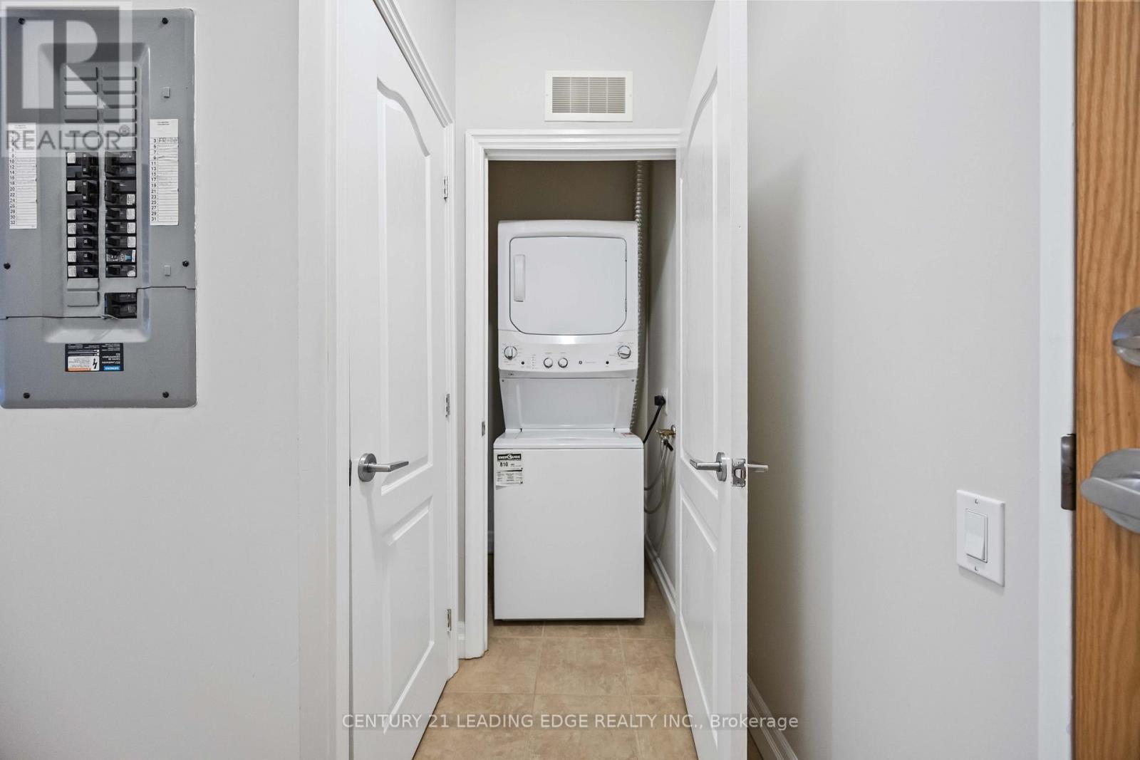 302 - 44 Bond Street W, Oshawa, Ontario  L1G 6R2 - Photo 19 - E12418917