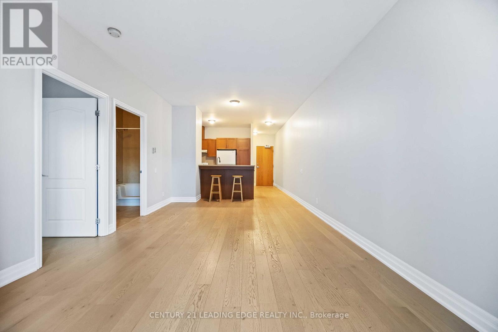 302 - 44 Bond Street W, Oshawa, Ontario  L1G 6R2 - Photo 6 - E12418917