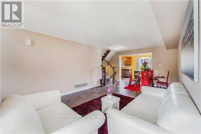 Main Floor - 49 Feint Drive N, Ajax, Ontario  L1T 0E6 - Photo 3 - E12435663