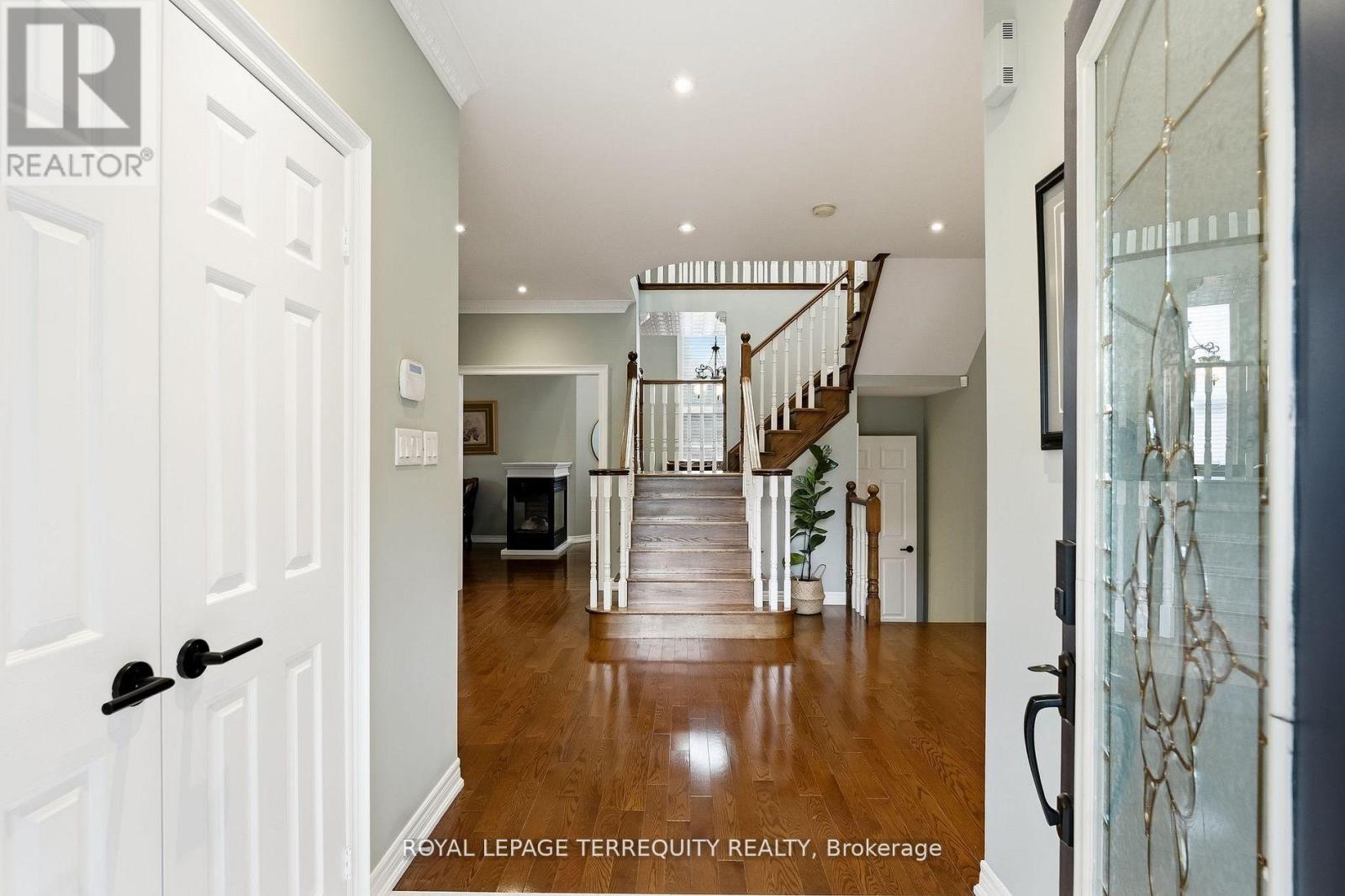 134 Cassels Road E, Whitby, Ontario  L1M 1E5 - Photo 6 - E12559952