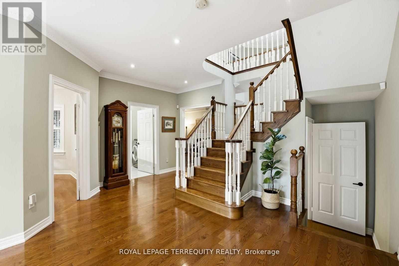 134 Cassels Road E, Whitby, Ontario  L1M 1E5 - Photo 7 - E12559952