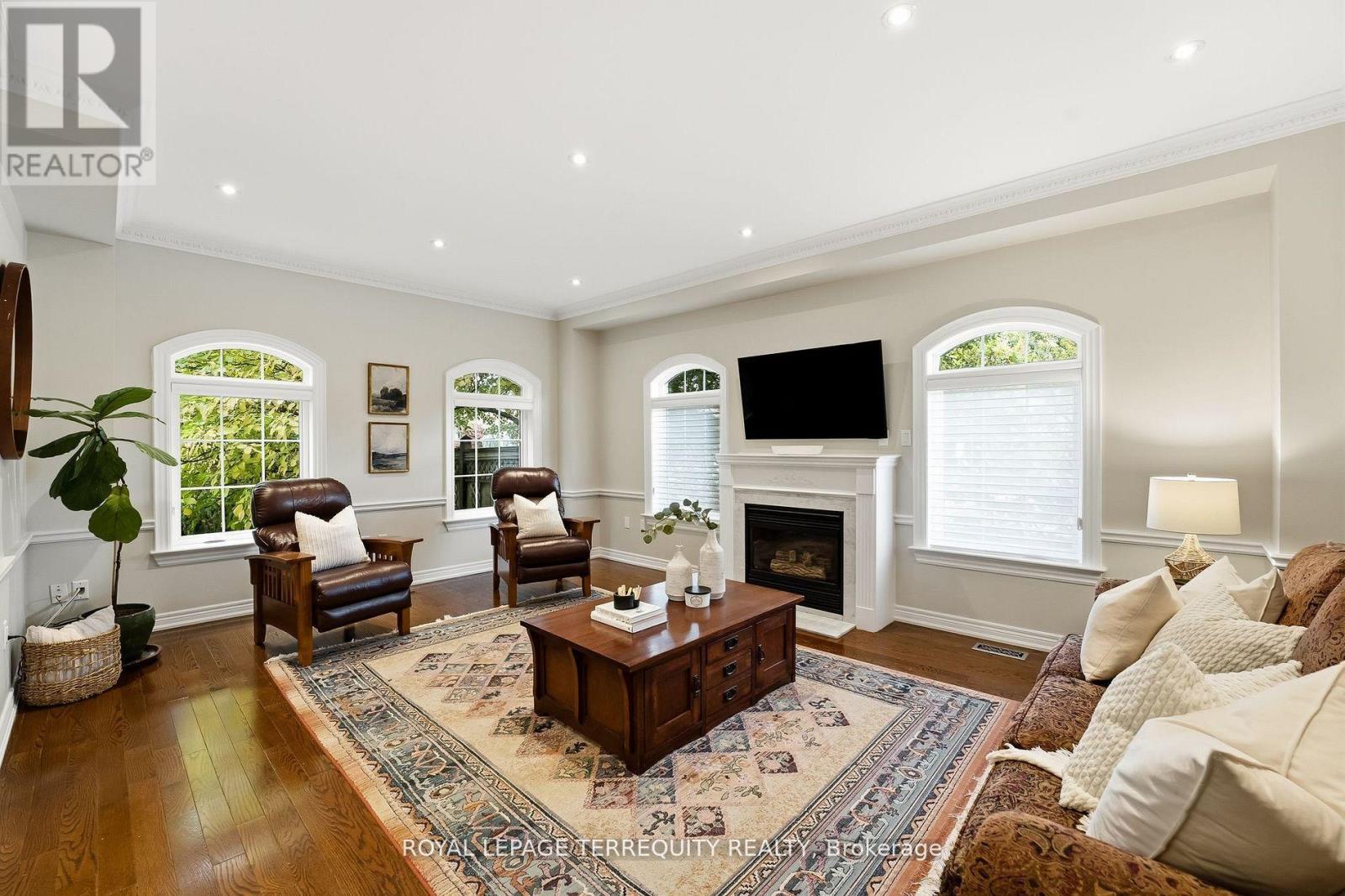 134 Cassels Road E, Whitby, Ontario  L1M 1E5 - Photo 9 - E12559952