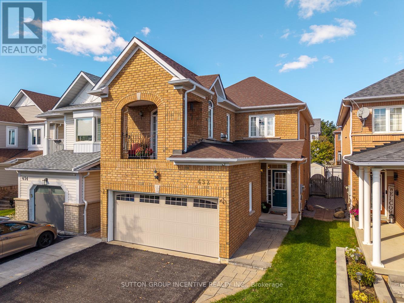 432 WOODSMERE CRESCENT, Pickering, Ontario
