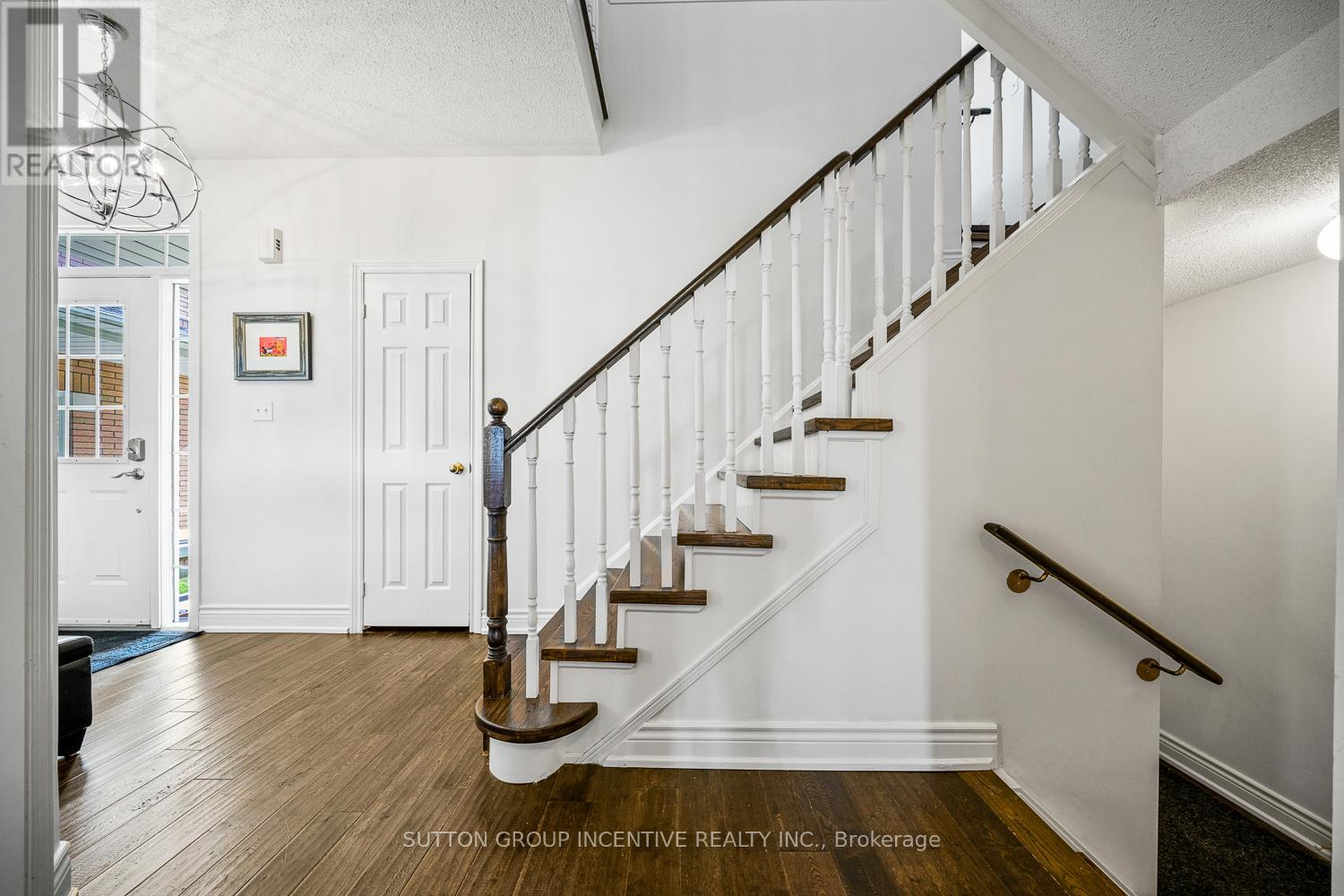 432 Woodsmere Crescent, Pickering, Ontario  L1V 7A4 - Photo 14 - E12559988