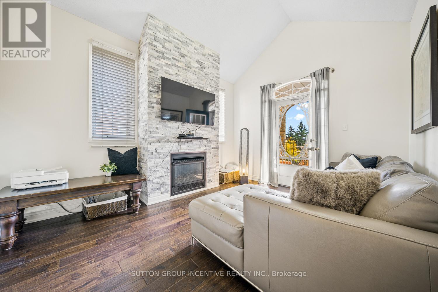 432 Woodsmere Crescent, Pickering, Ontario  L1V 7A4 - Photo 16 - E12559988