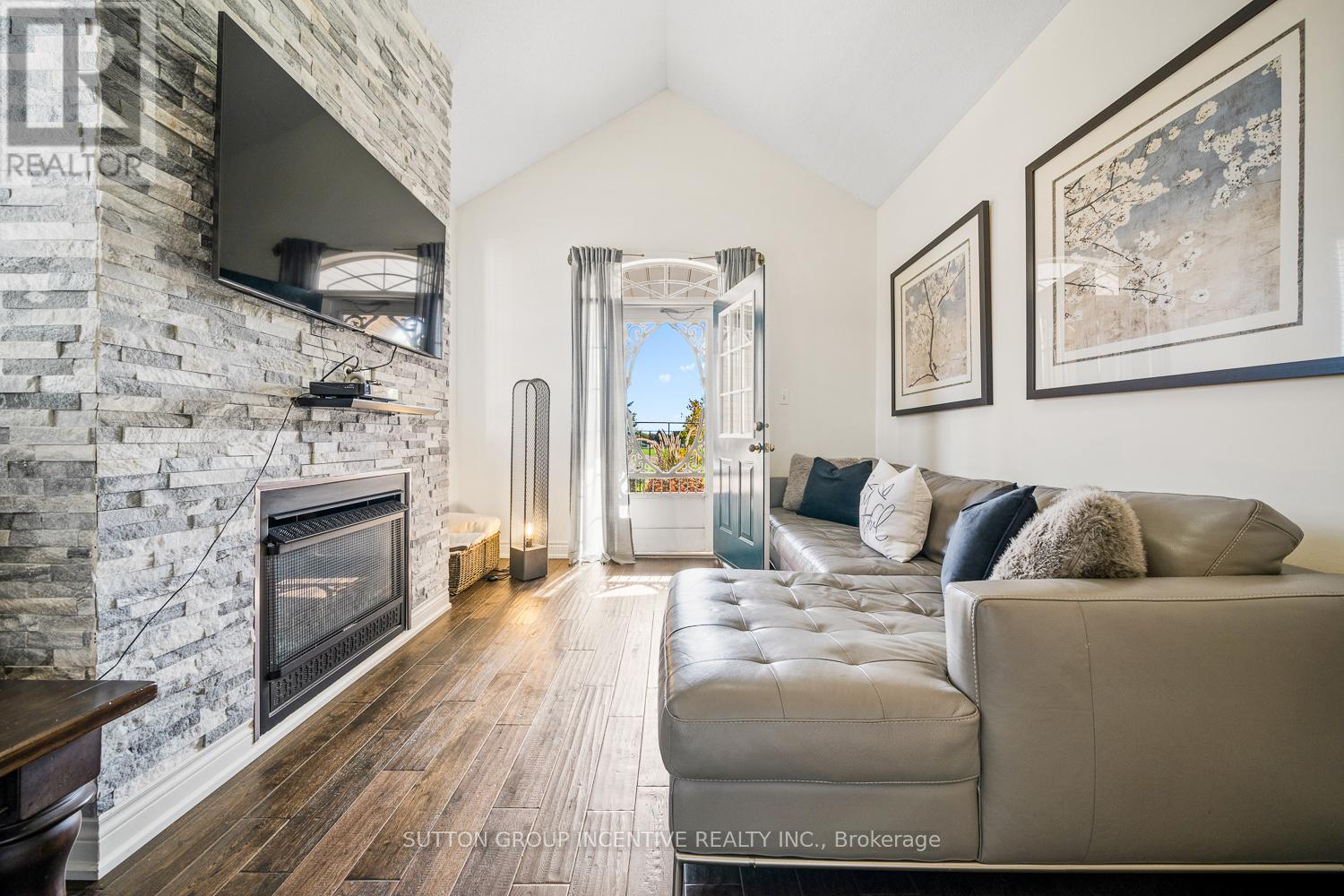 432 Woodsmere Crescent, Pickering, Ontario  L1V 7A4 - Photo 17 - E12559988