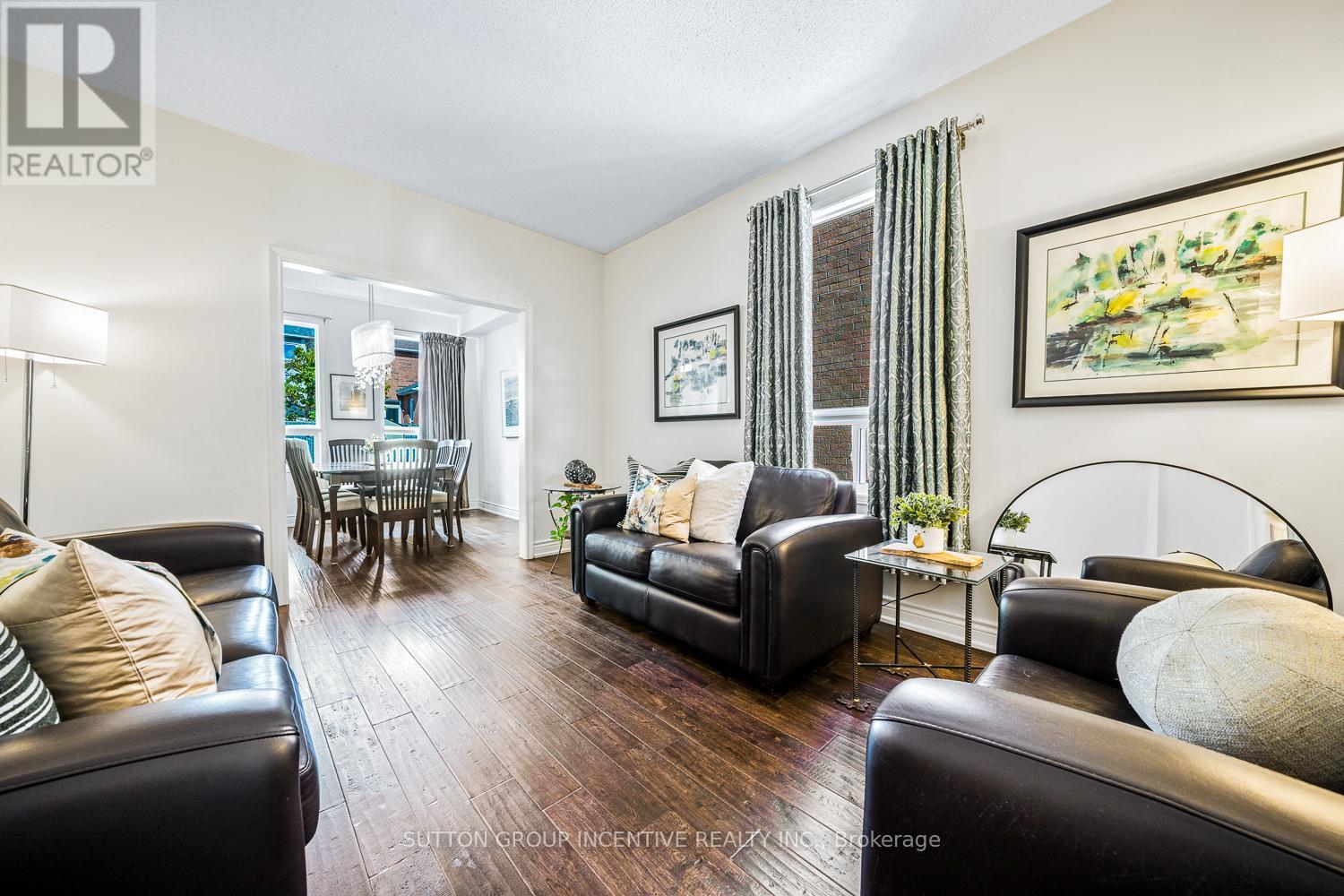 432 Woodsmere Crescent, Pickering, Ontario  L1V 7A4 - Photo 7 - E12559988