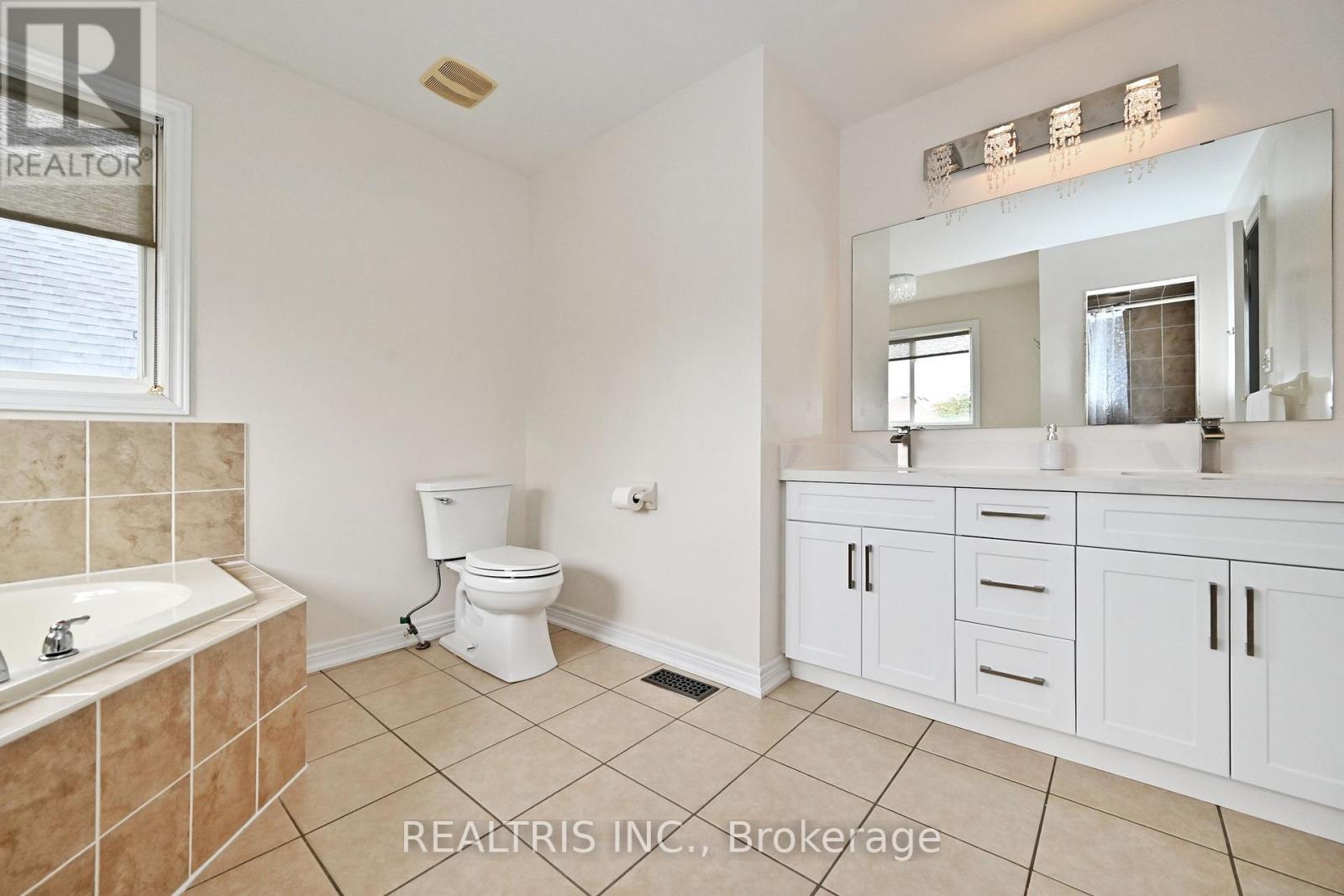 10b Hunt Street, Clarington, Ontario  L1C 0A4 - Photo 27 - E12560018