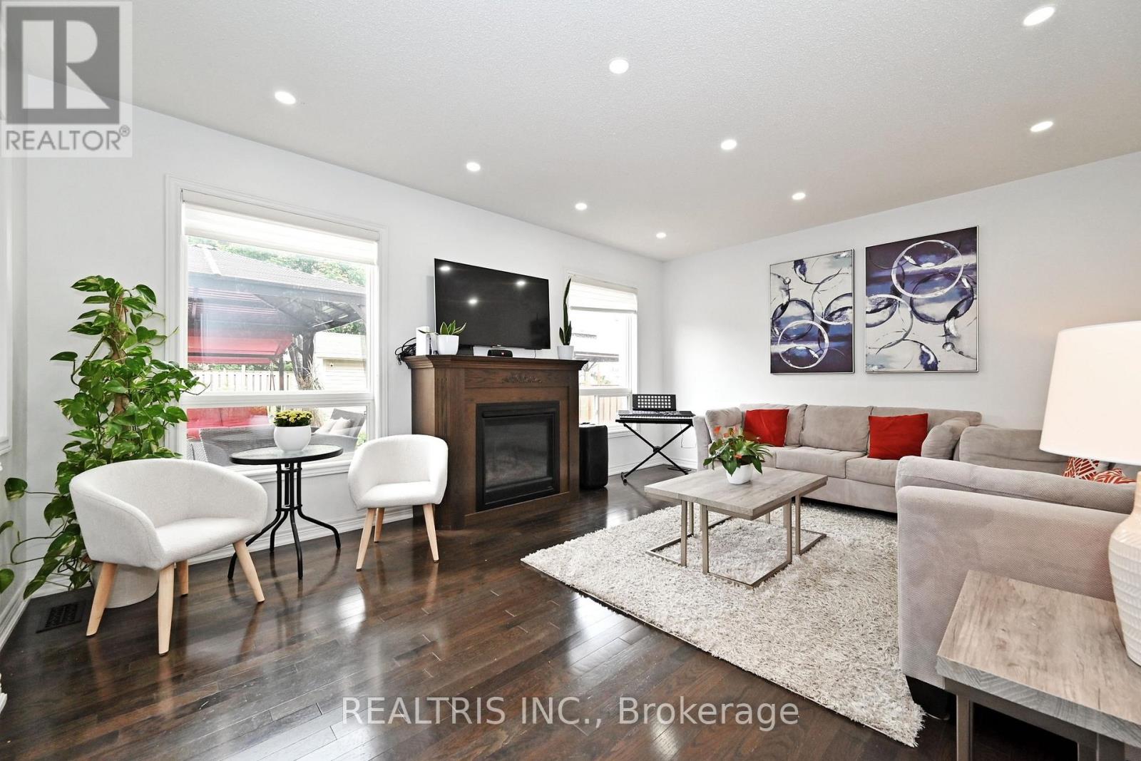 10b Hunt Street, Clarington, Ontario  L1C 0A4 - Photo 6 - E12560018