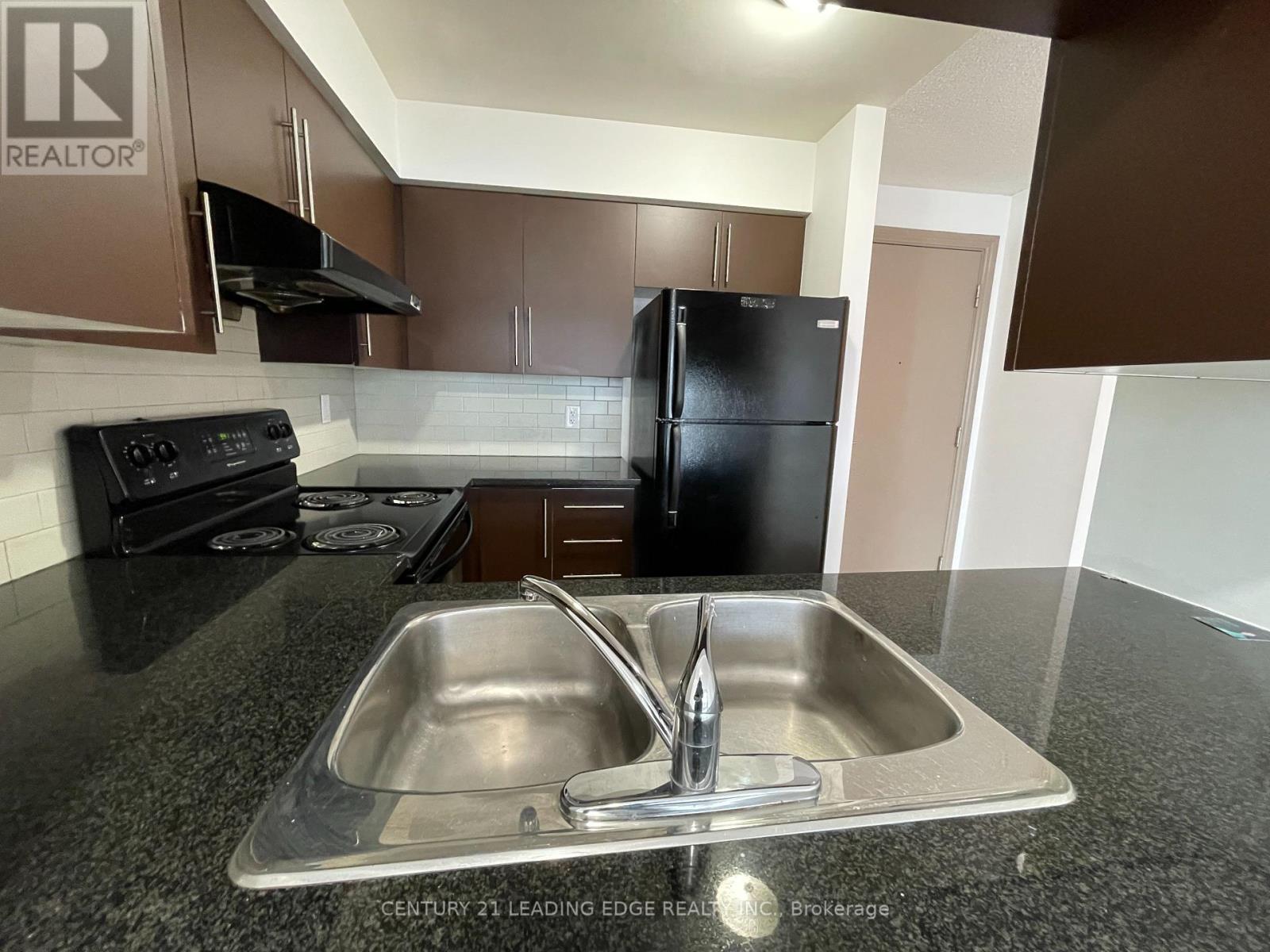 612 - 60 Town Centre Court, Toronto, Ontario  M1P 0B1 - Photo 5 - E12560020