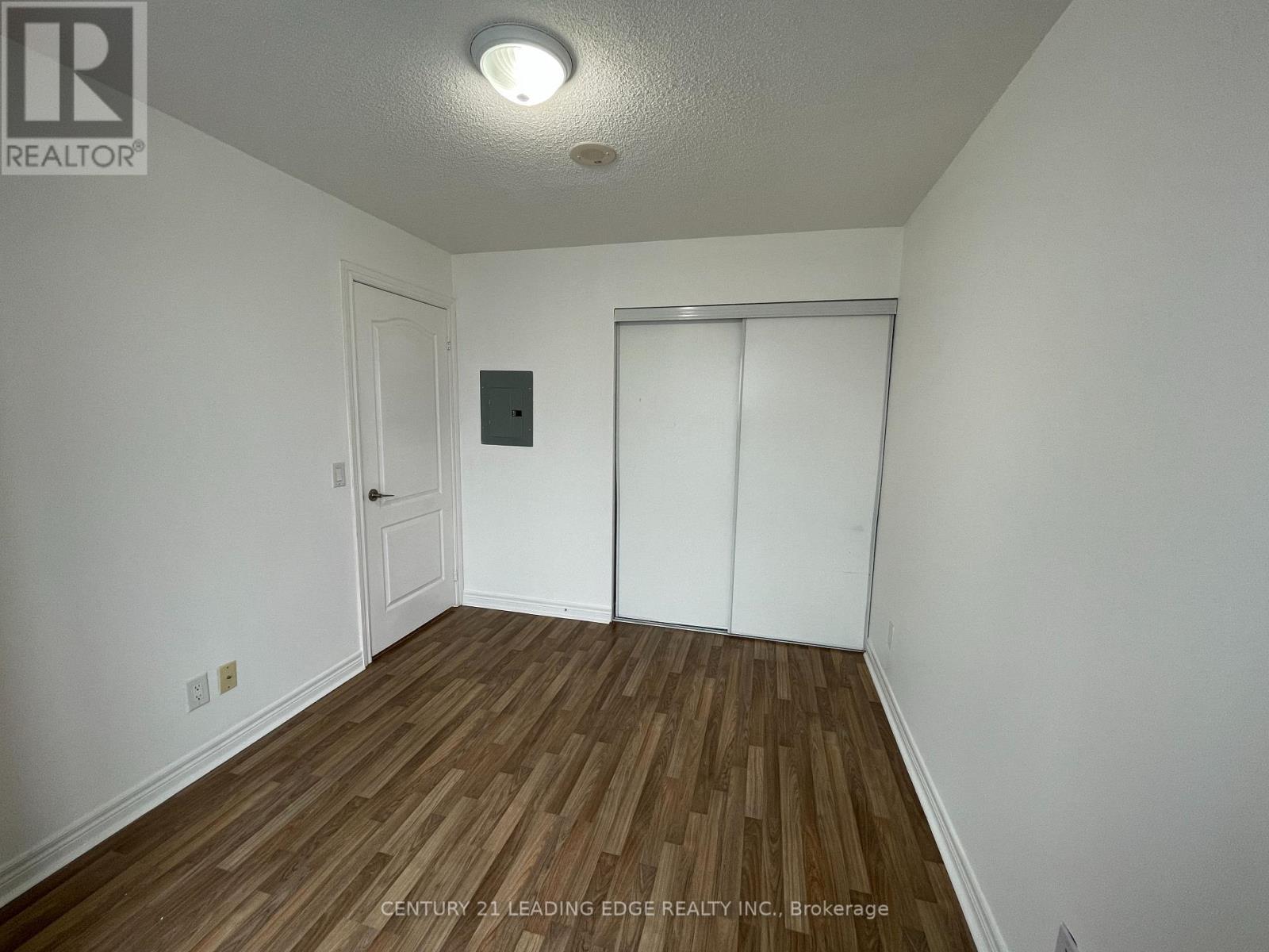 612 - 60 Town Centre Court, Toronto, Ontario  M1P 0B1 - Photo 7 - E12560020