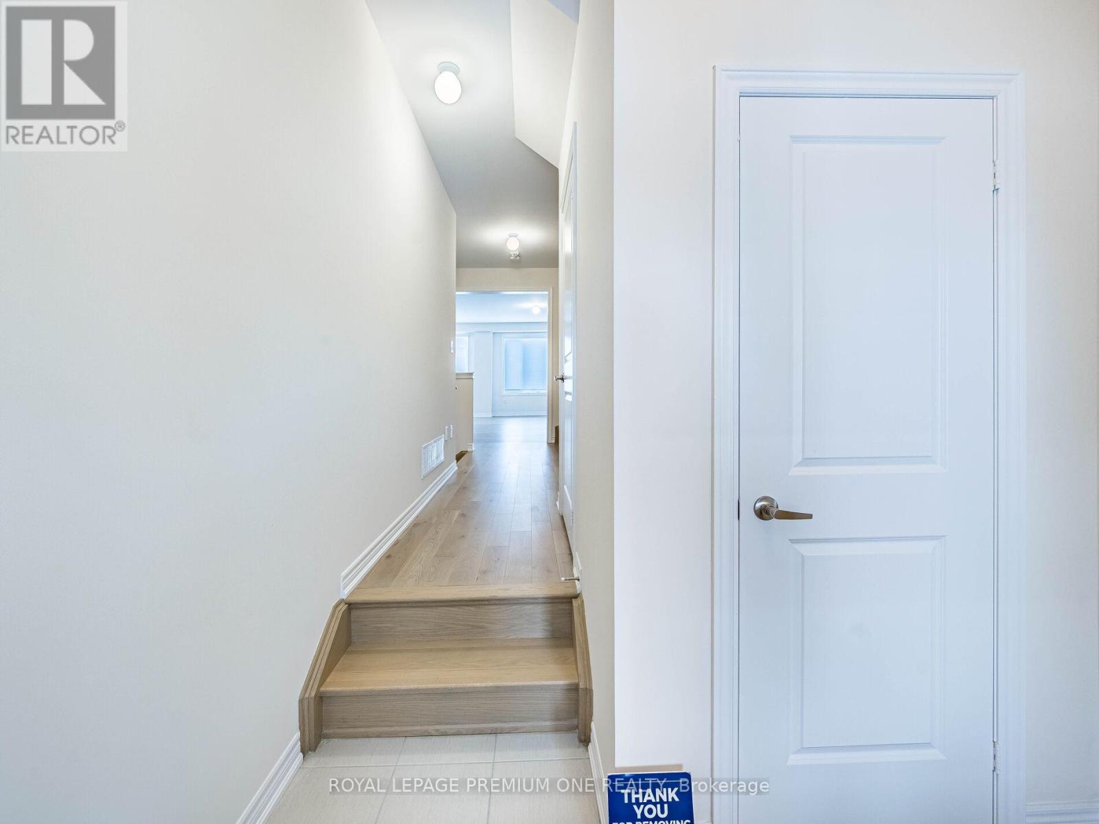 2053 Horace Duncan Crescent, Oshawa, Ontario  L1H 0H4 - Photo 16 - E12560034