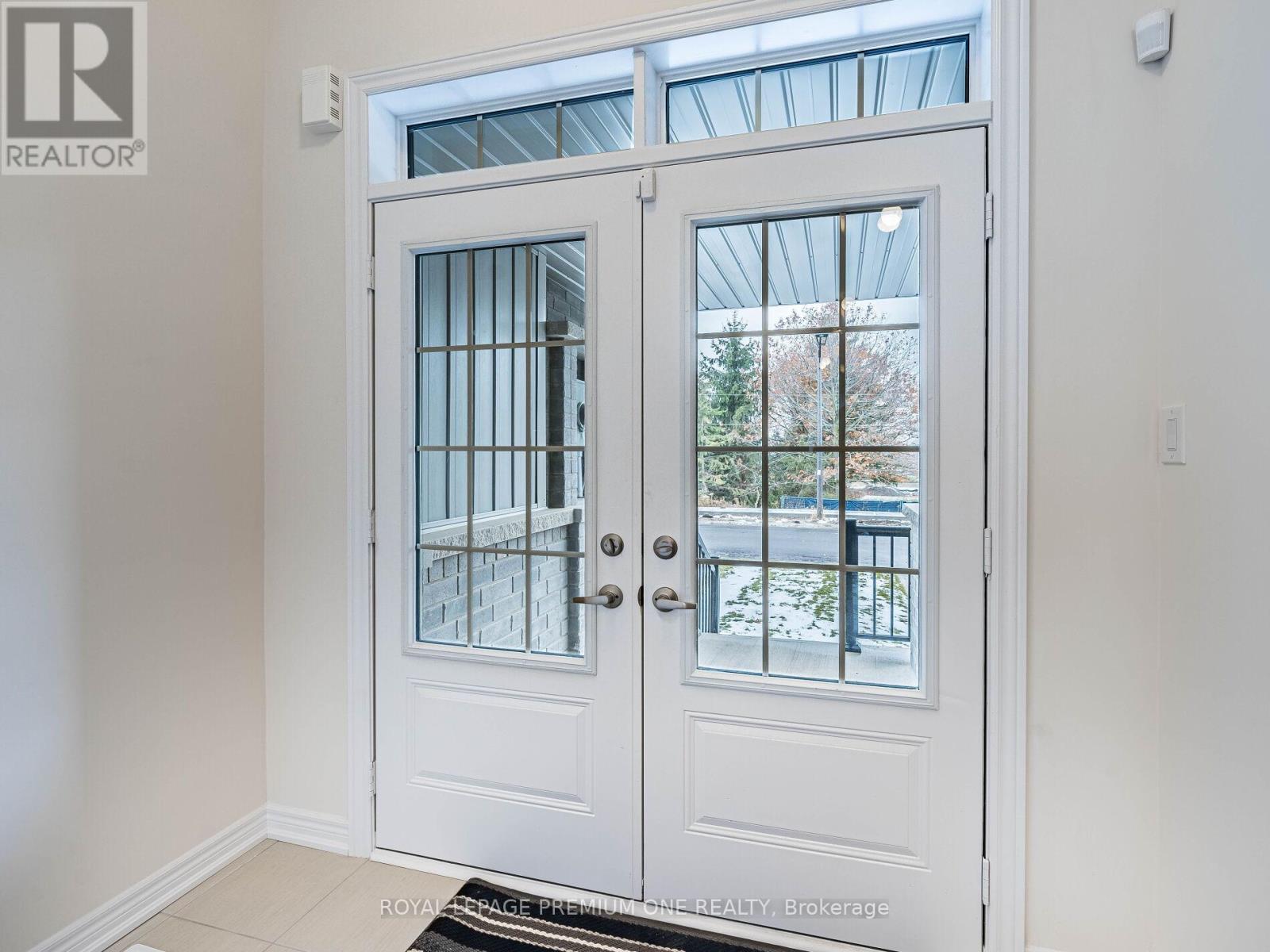 2053 Horace Duncan Crescent, Oshawa, Ontario  L1H 0H4 - Photo 4 - E12560034