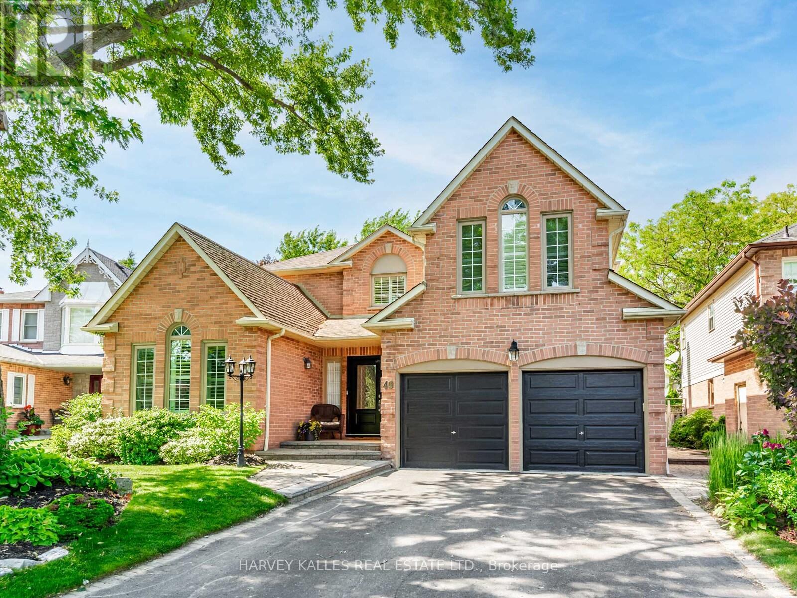 49 ROTHEAN DRIVE, Whitby, Ontario