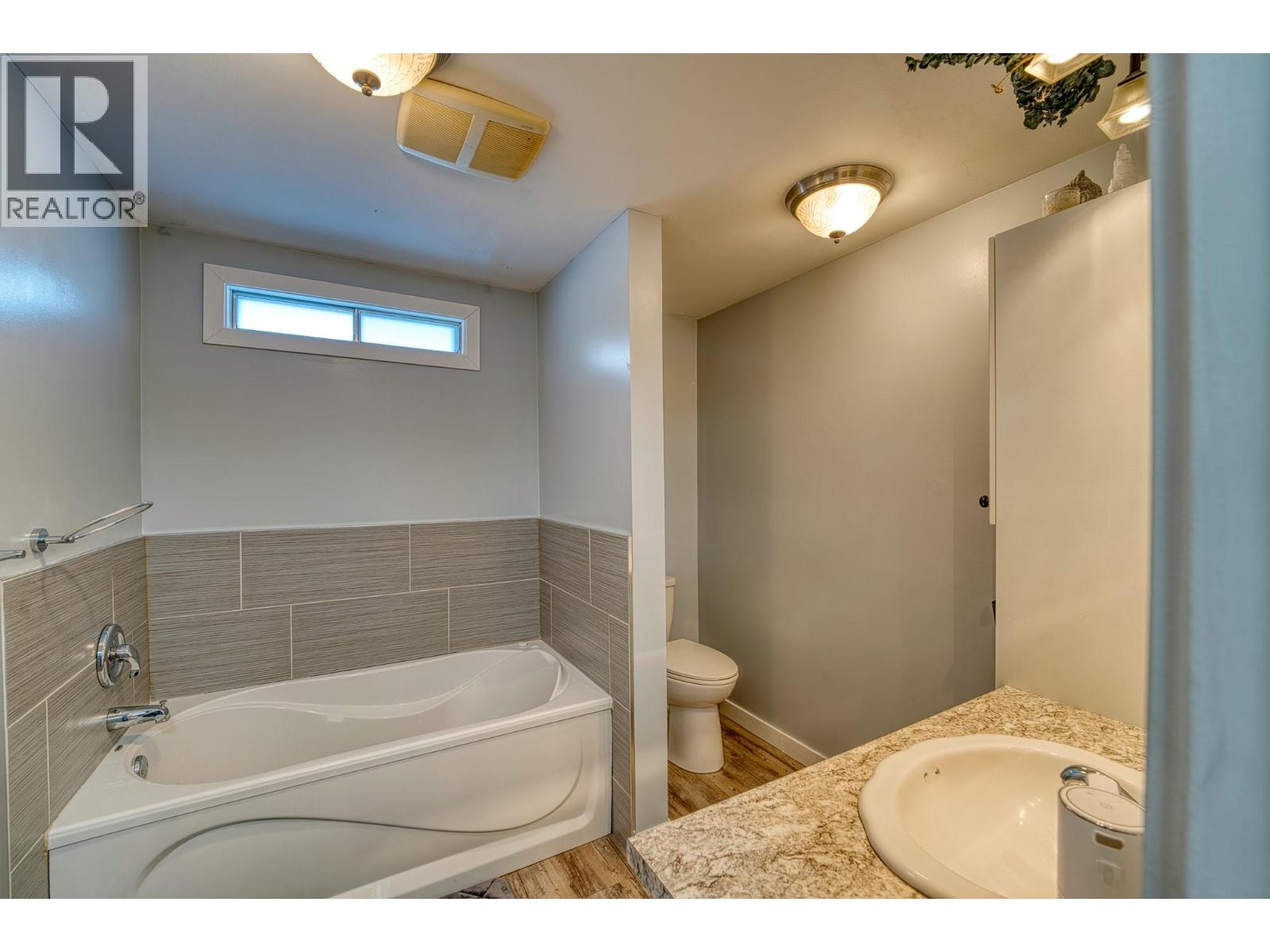 5338 Gibson Road, Farmington, British Columbia  V0V 0V0 - Photo 11 - 10369685