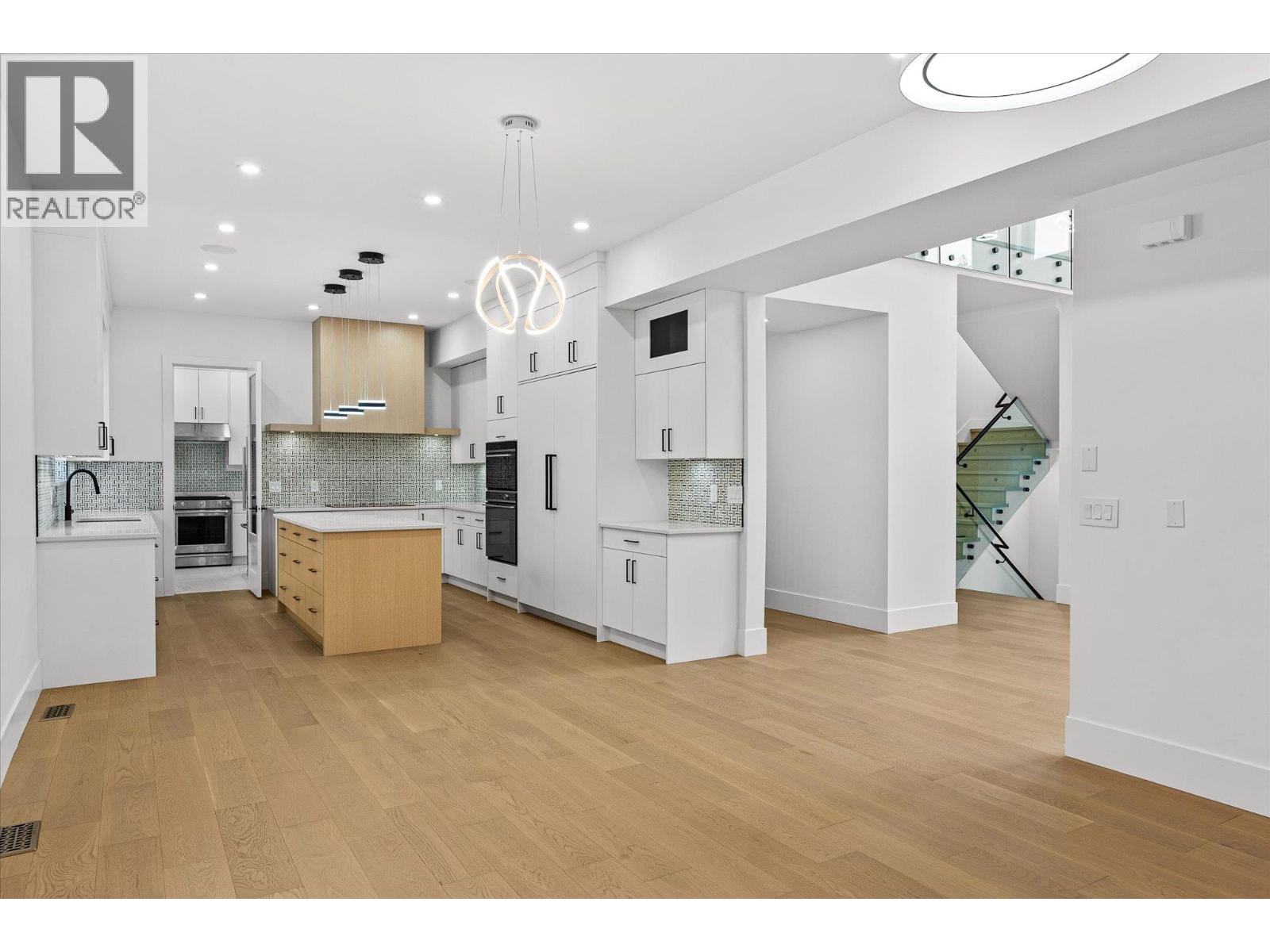 1818 Crosby Road, Kelowna, British Columbia  V1V 1T4 - Photo 18 - 10369604