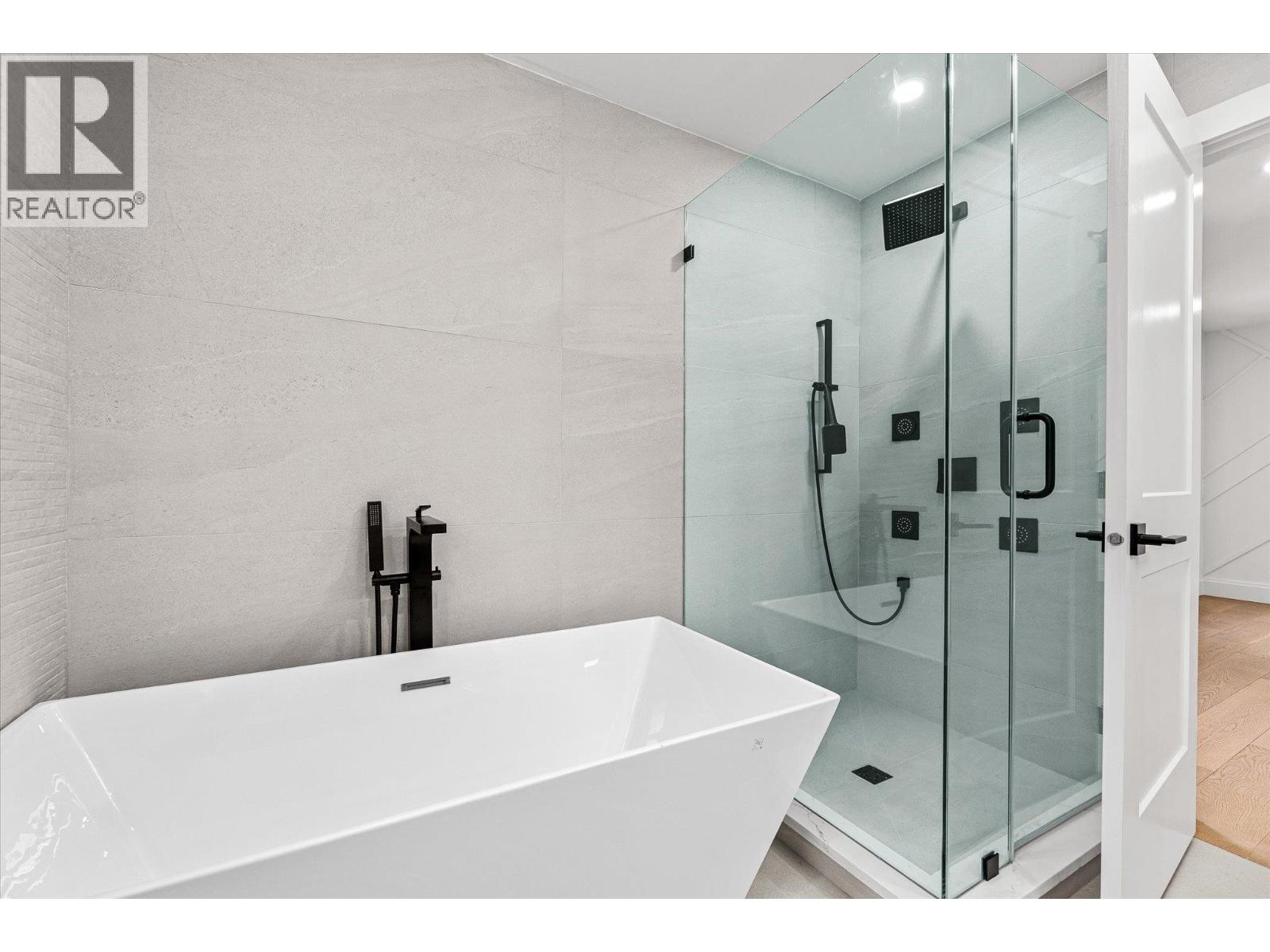 1818 Crosby Road, Kelowna, British Columbia  V1V 1T4 - Photo 43 - 10369604