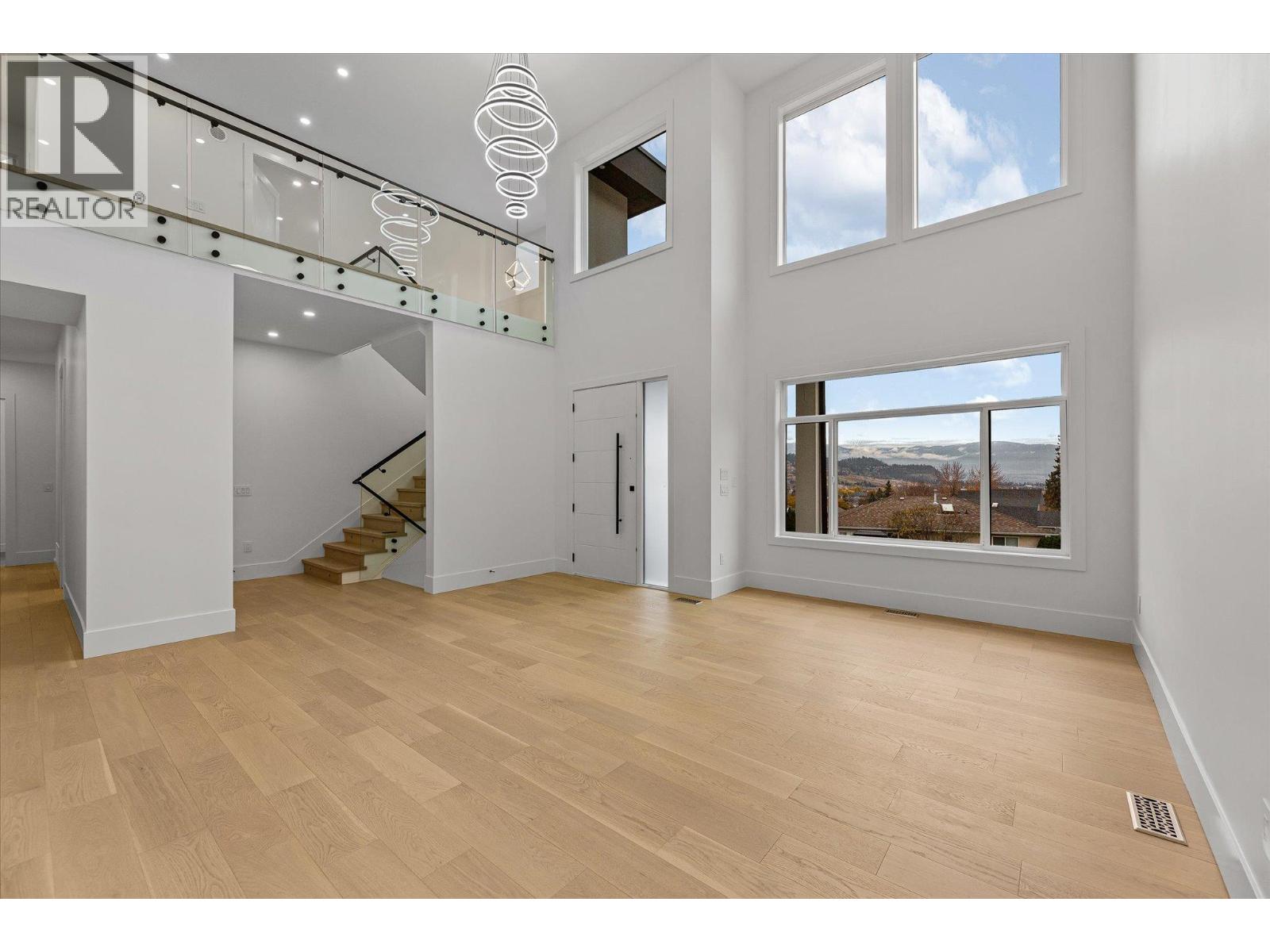 1818 Crosby Road, Kelowna, British Columbia  V1V 1T4 - Photo 6 - 10369604