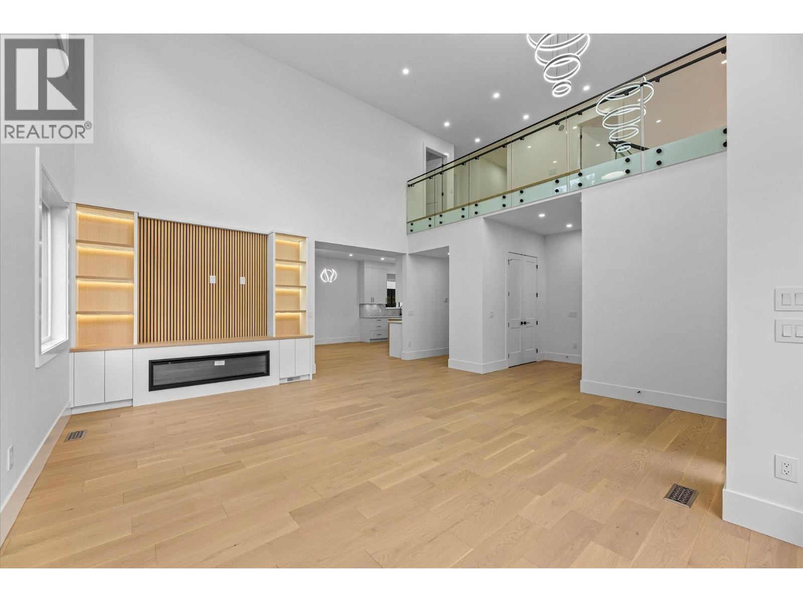 1818 Crosby Road, Kelowna, British Columbia  V1V 1T4 - Photo 7 - 10369604