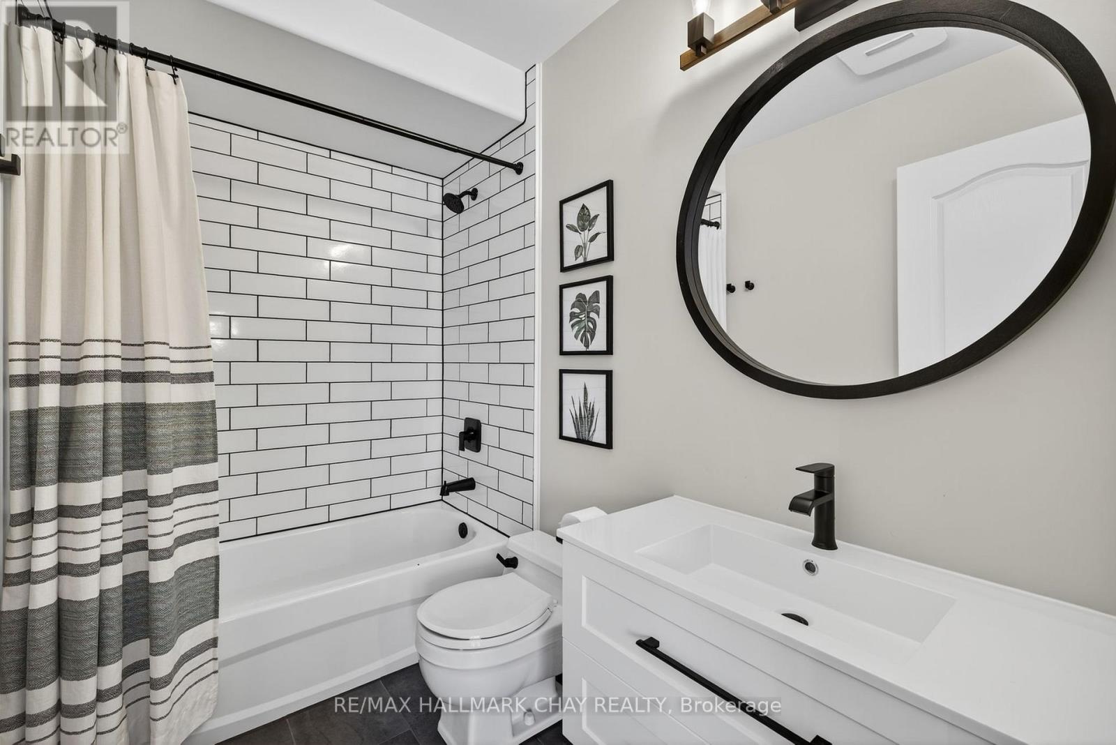 90 Hammill Heights, East Gwillimbury, Ontario  L0G 1M0 - Photo 27 - N12560068