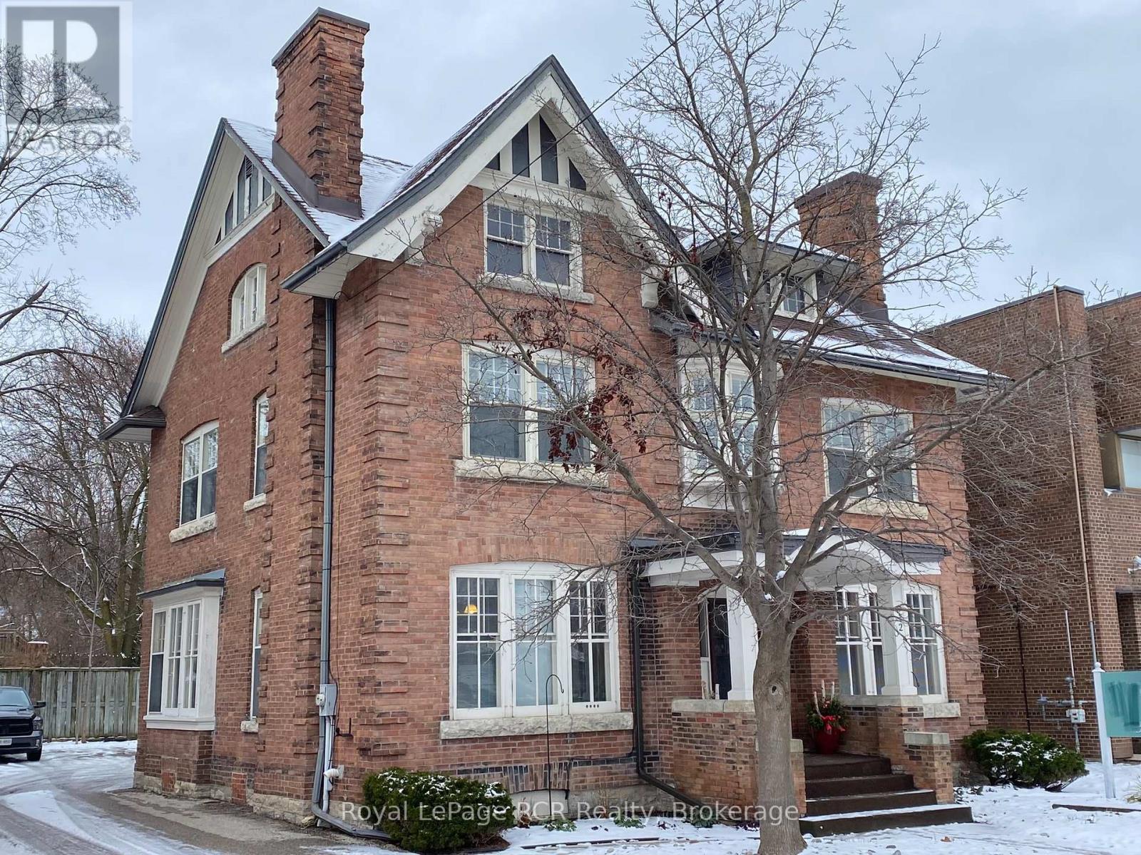 MAIN FLOOR - 912 2ND AVENUE W, owen sound, Ontario