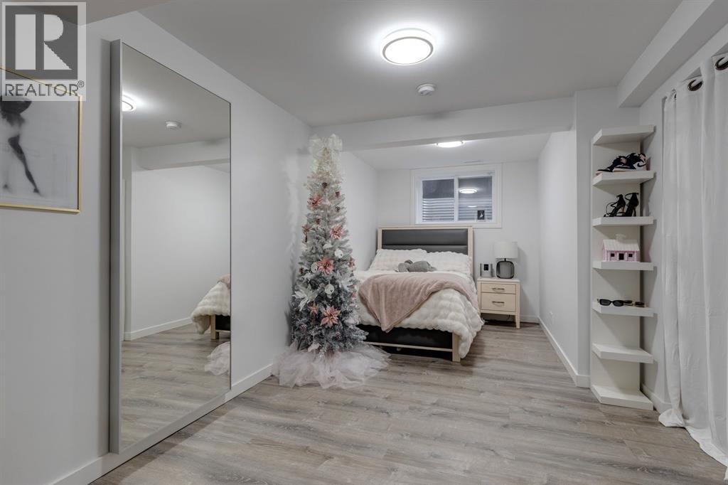 139 Wood Valley Rise Sw, Calgary, Alberta  T2W 5S9 - Photo 37 - A2271401