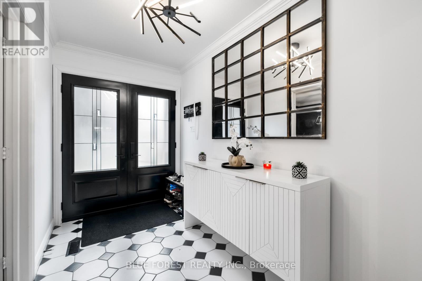 6977 Lambeth Walk, London South, Ontario  N6P 1A5 - Photo 4 - X12560228