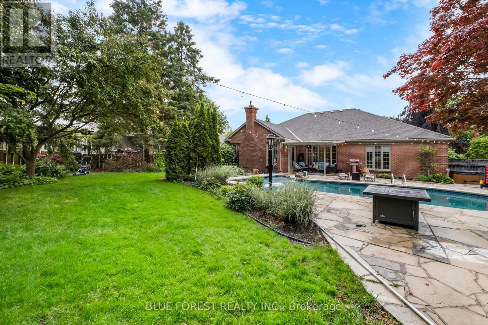 6977 Lambeth Walk, London South, Ontario  N6P 1A5 - Photo 43 - X12560228