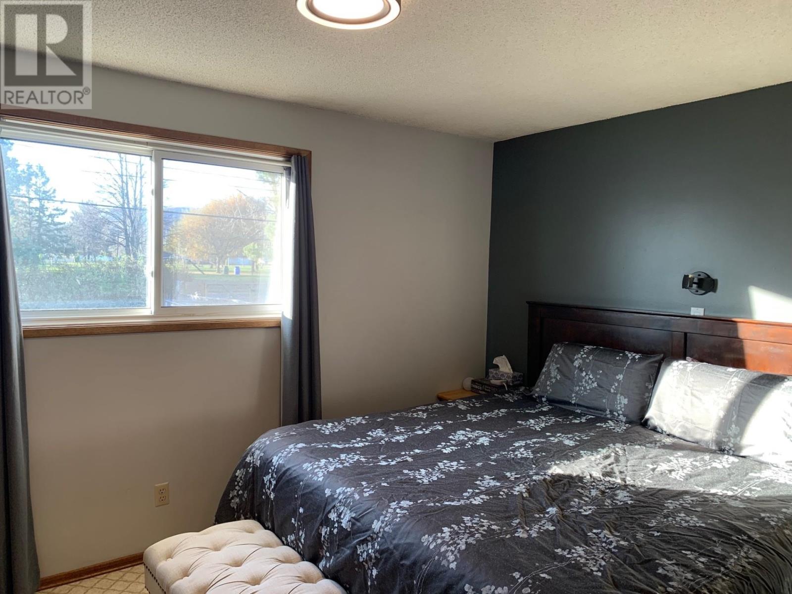 2230 Moodie St E, Thunder Bay, Ontario  P7E 4Z6 - Photo 10 - TB253480