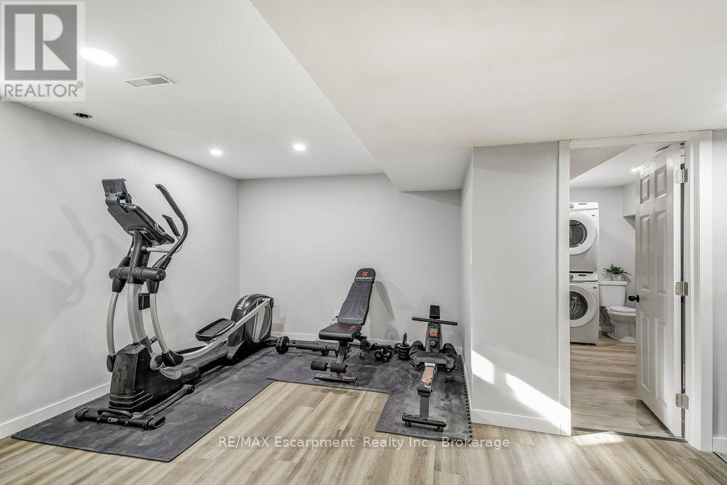 19 National Drive, Hamilton, Ontario  L8G 5C3 - Photo 36 - X12560212