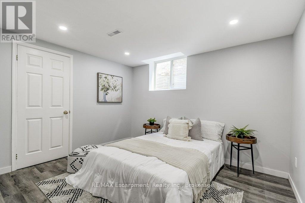 19 National Drive, Hamilton, Ontario  L8G 5C3 - Photo 40 - X12560212